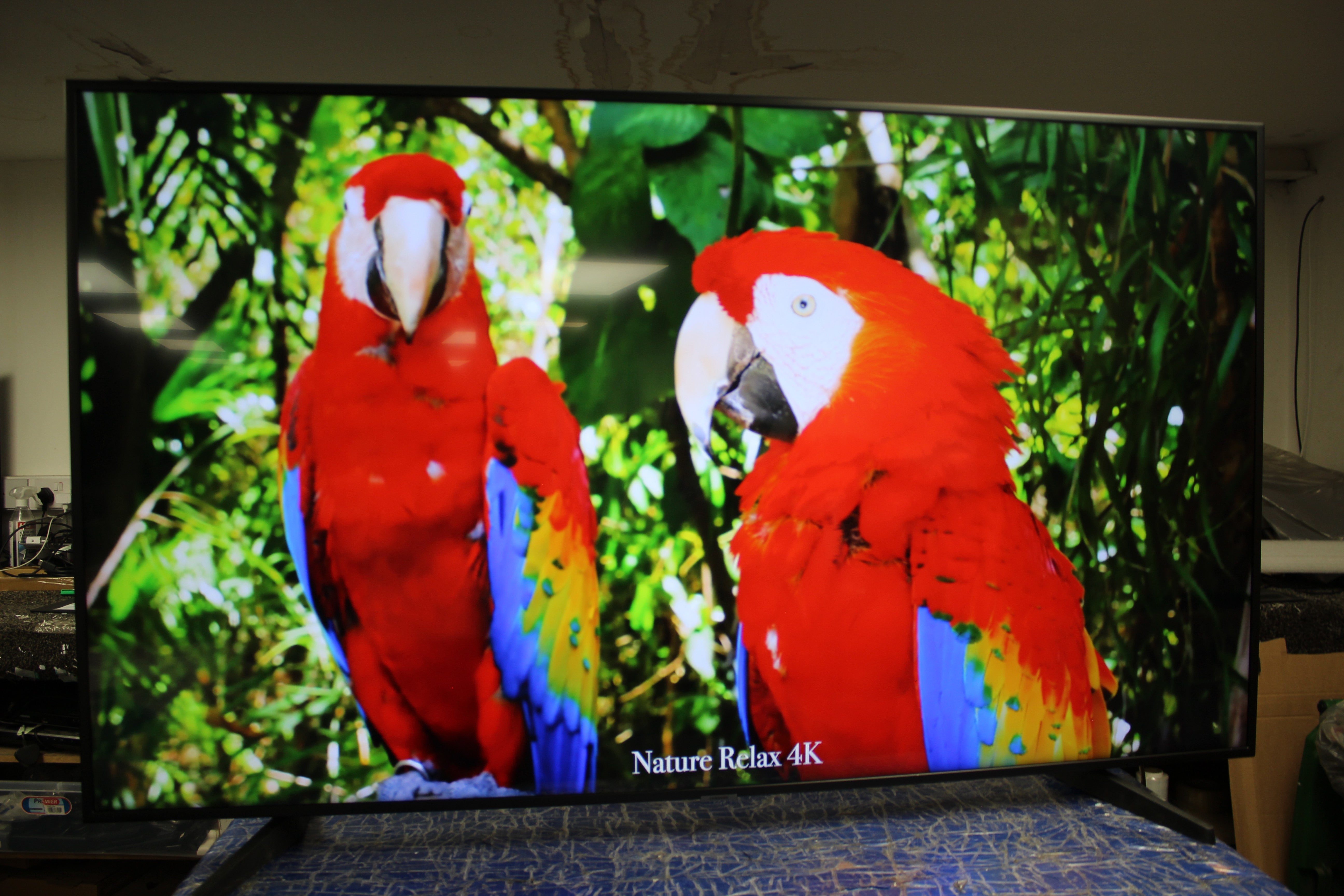 65" Samsung UE65RU7020 4K HDR Smart LED TV - Electronic World TV