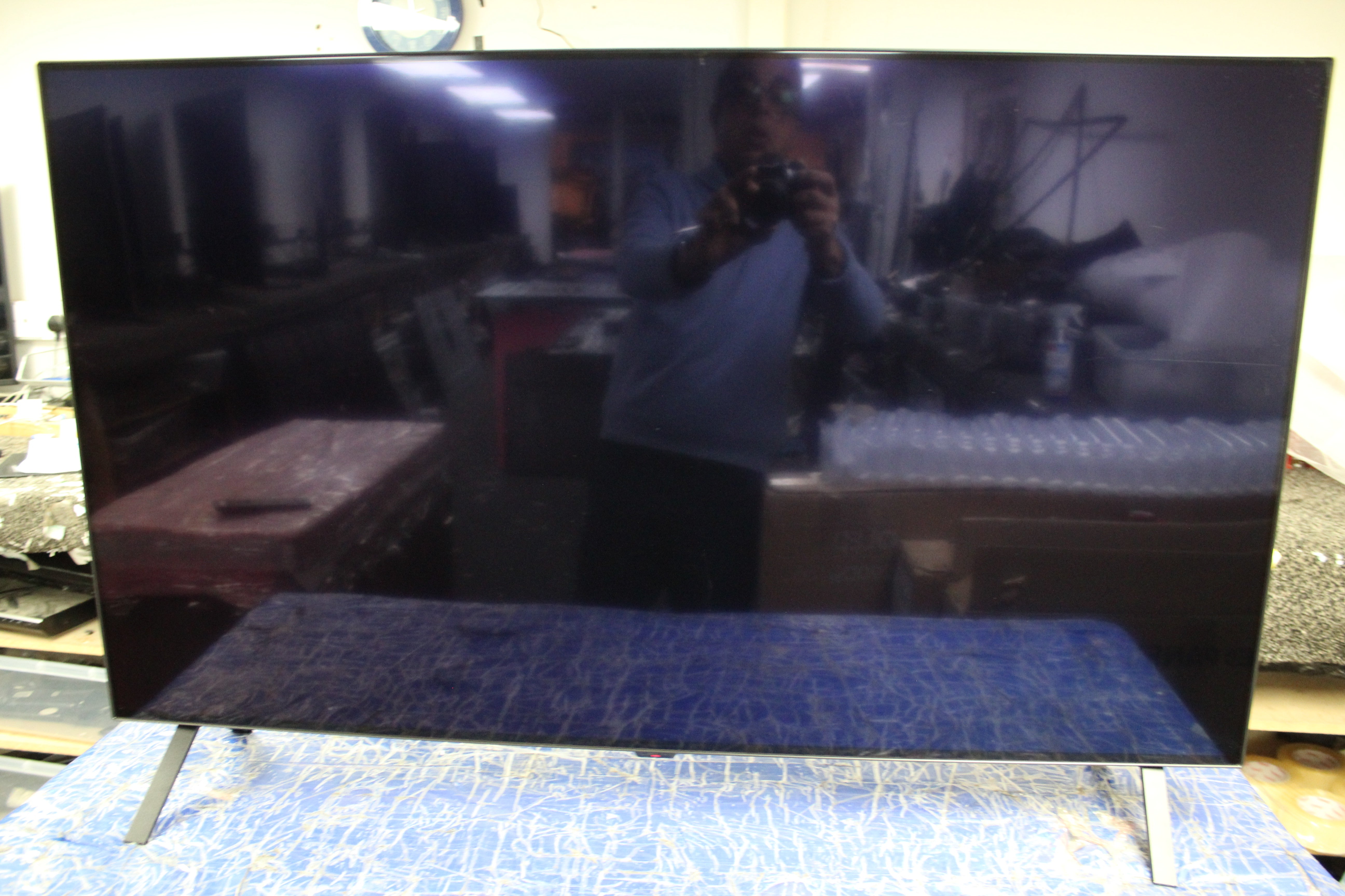 48" LG OLED48A26LA 4K HDR Smart OLED TV