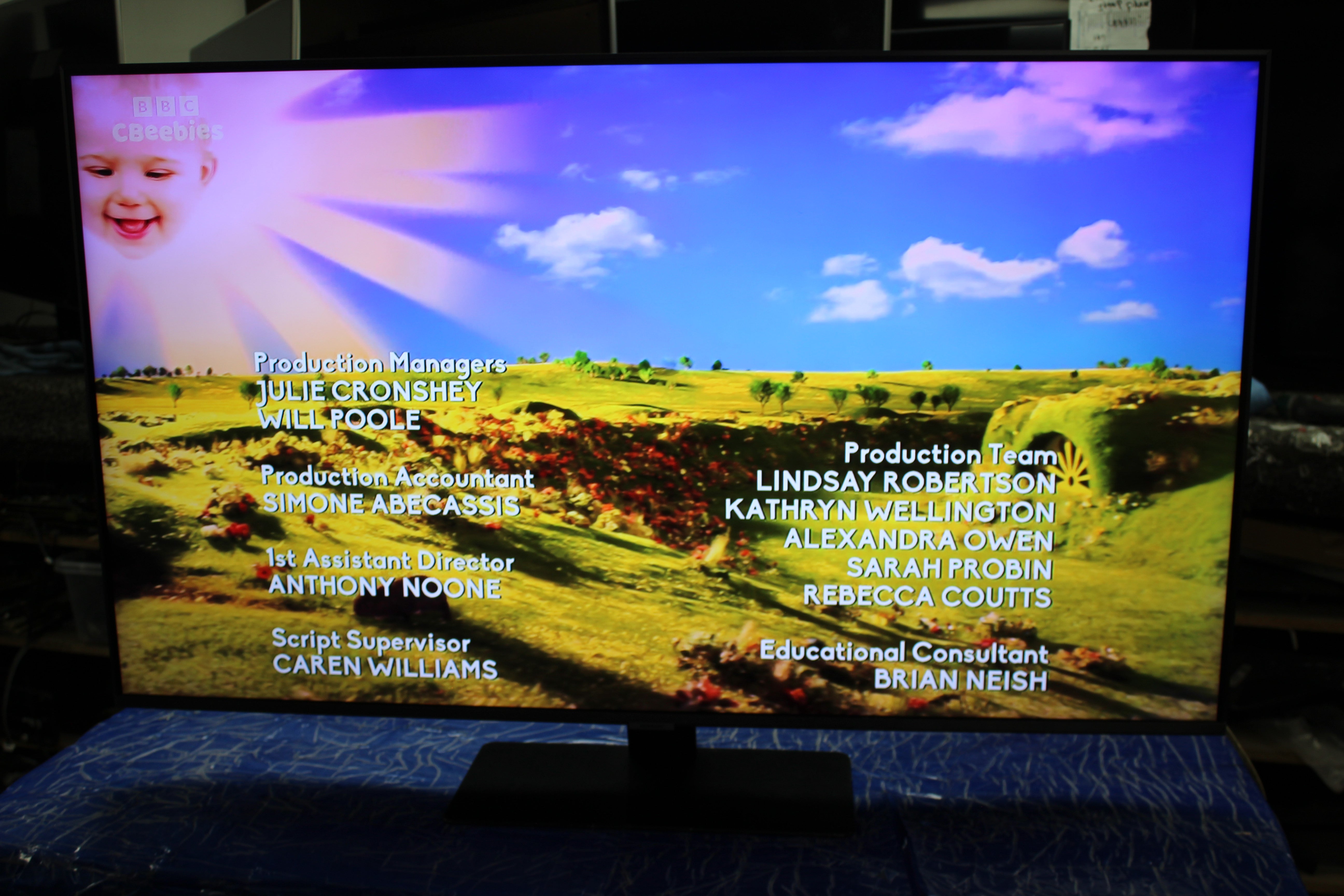 49" Samsung QE49Q85TAT 4K HDR Smart QLED TV