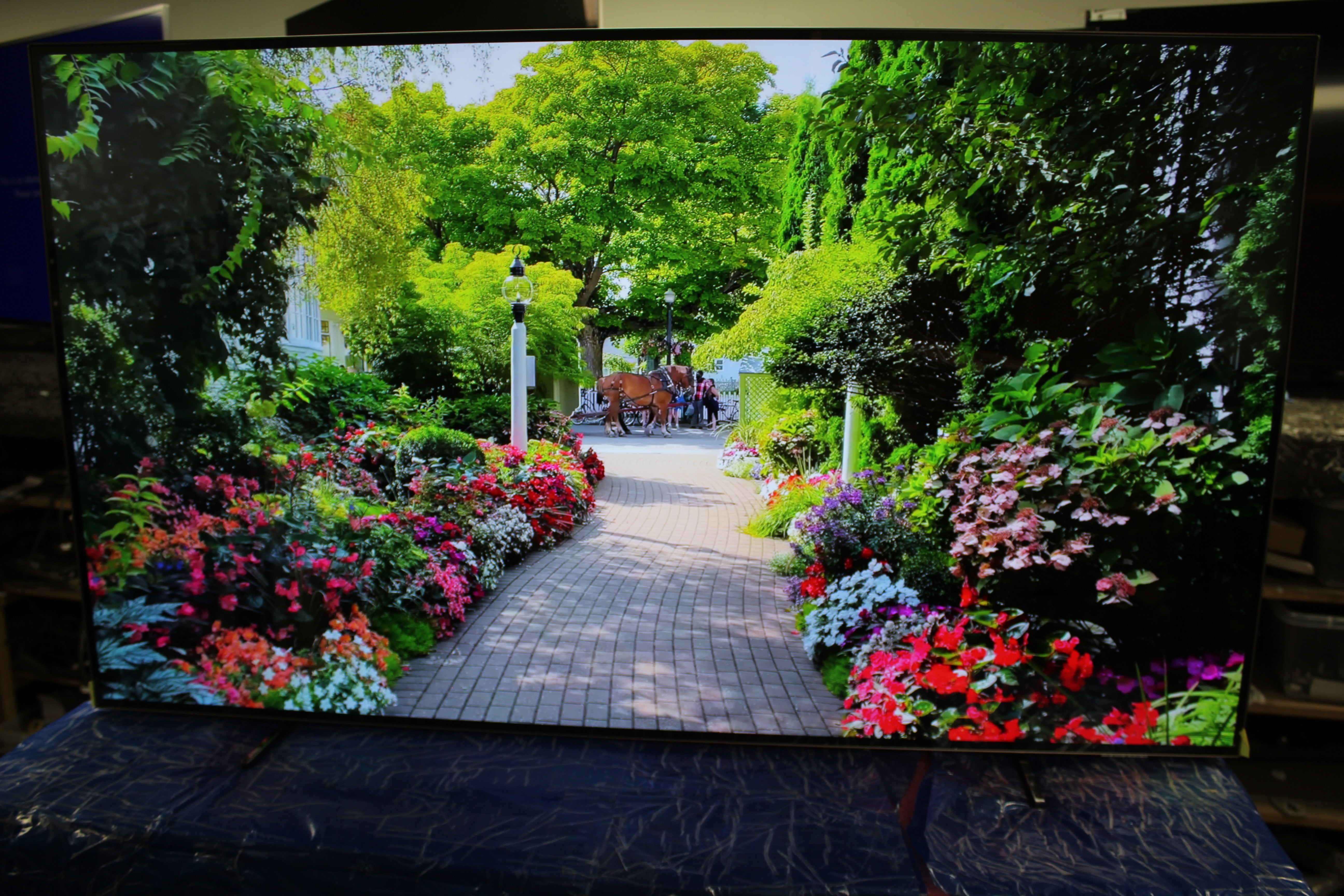 55" Philips 55OLED705/12 Ambilight 4K HDR Android Smart OLED TV