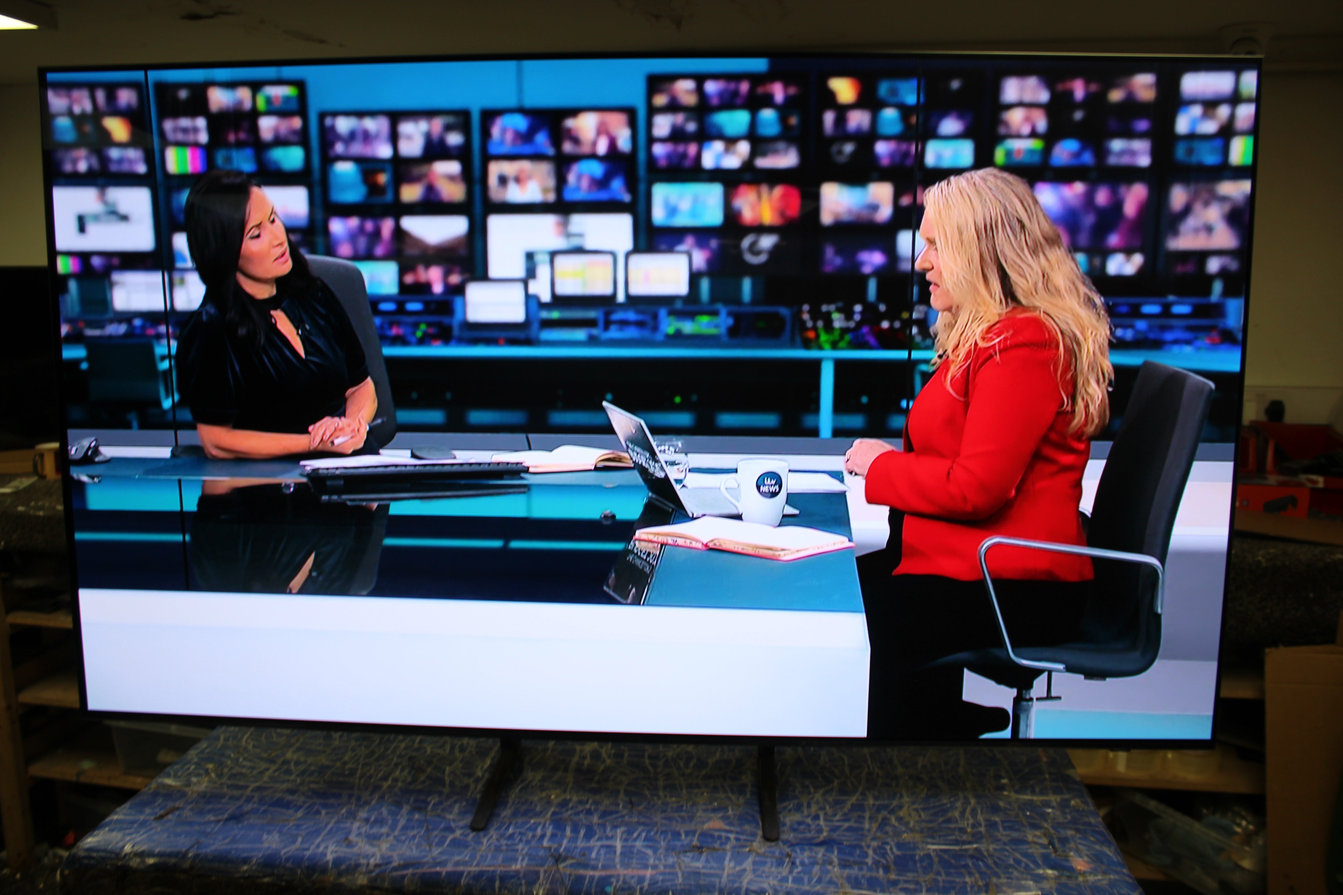 65" Samsung QE65S90D Flagship 4K HDR OLED TV