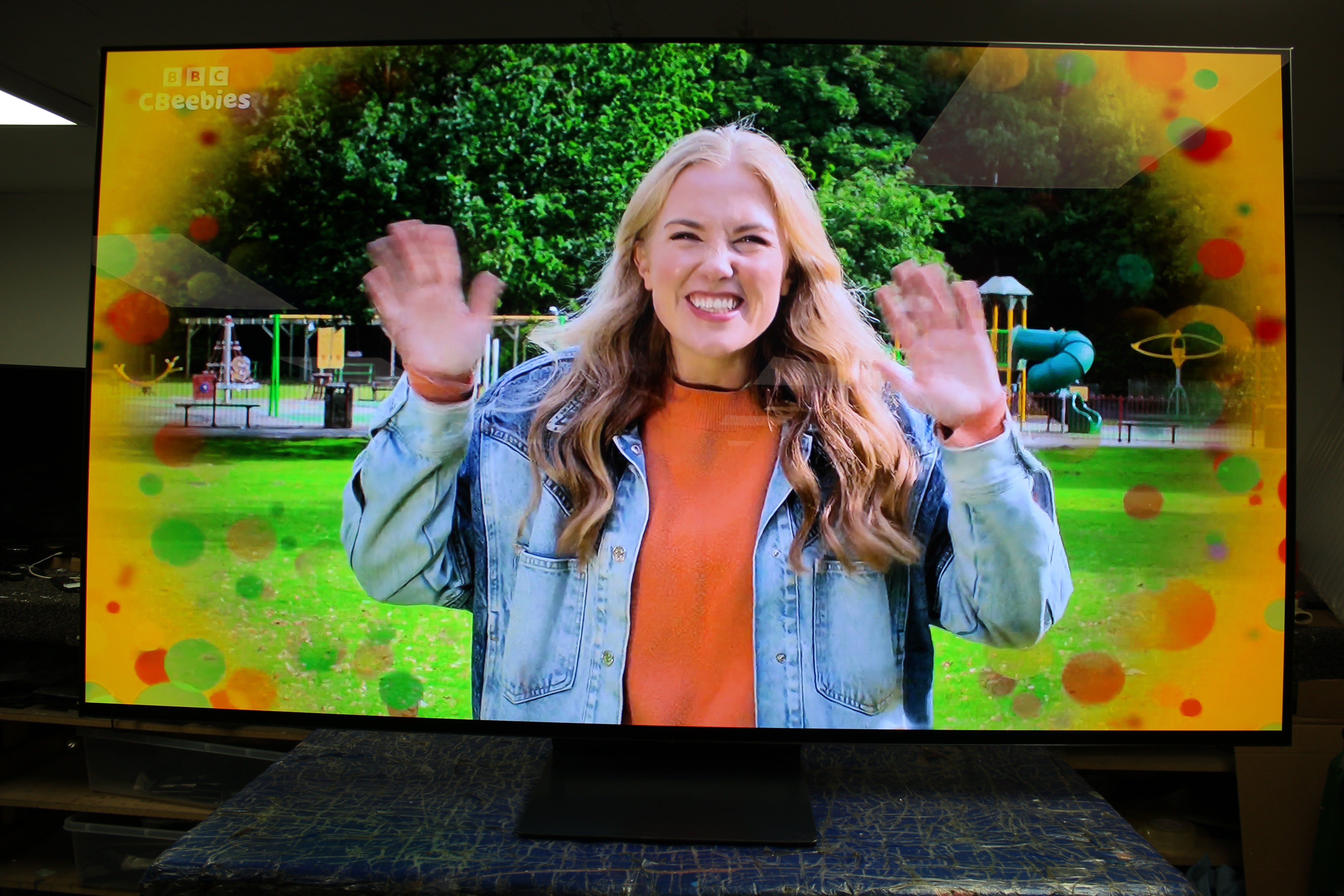 77" Samsung QE77S90DAEXXU Flagship 4K HDR OLED TV