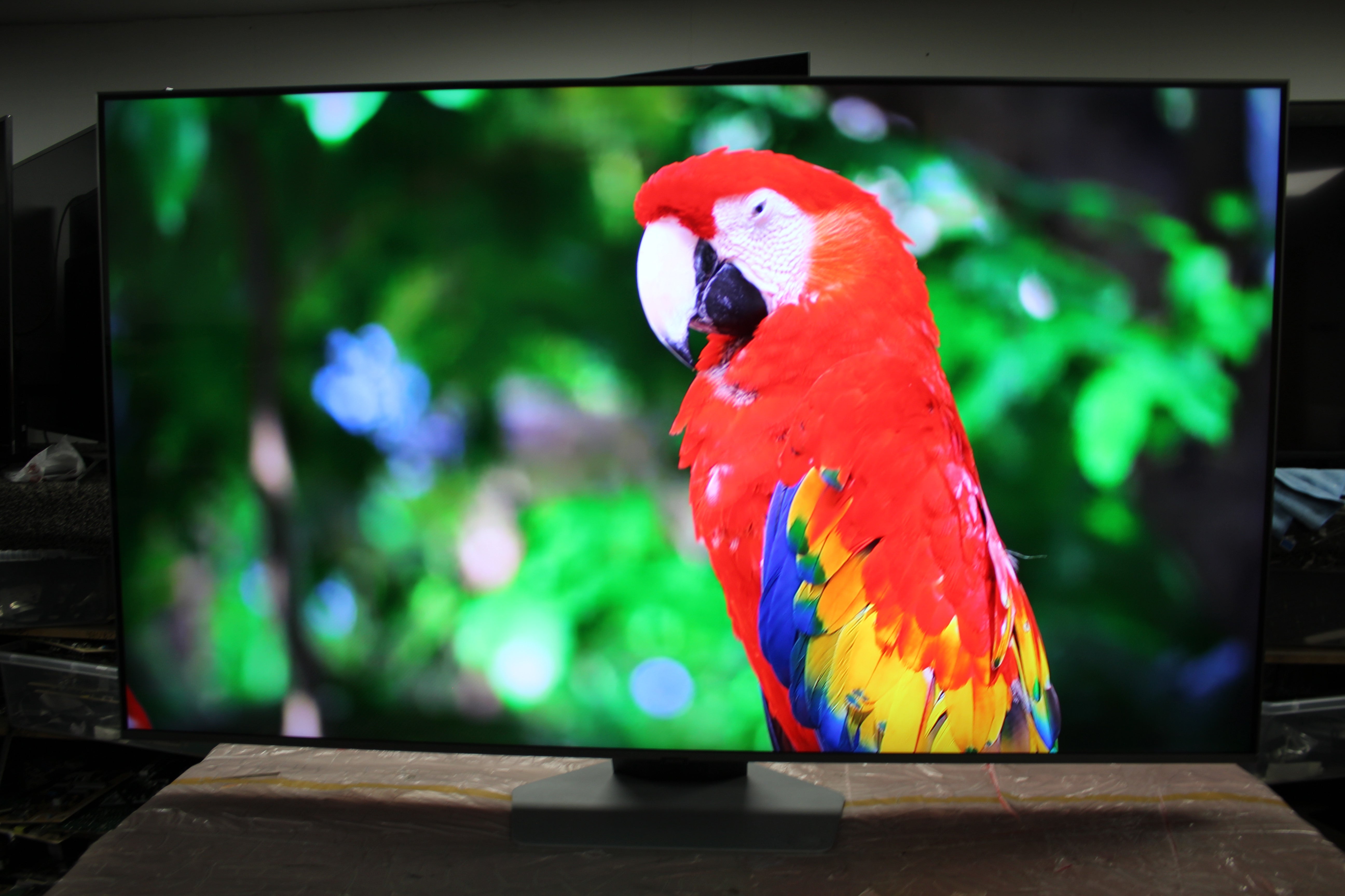 55" Samsung QE55Q80BATXXU 4K HDR Smart QLED TV