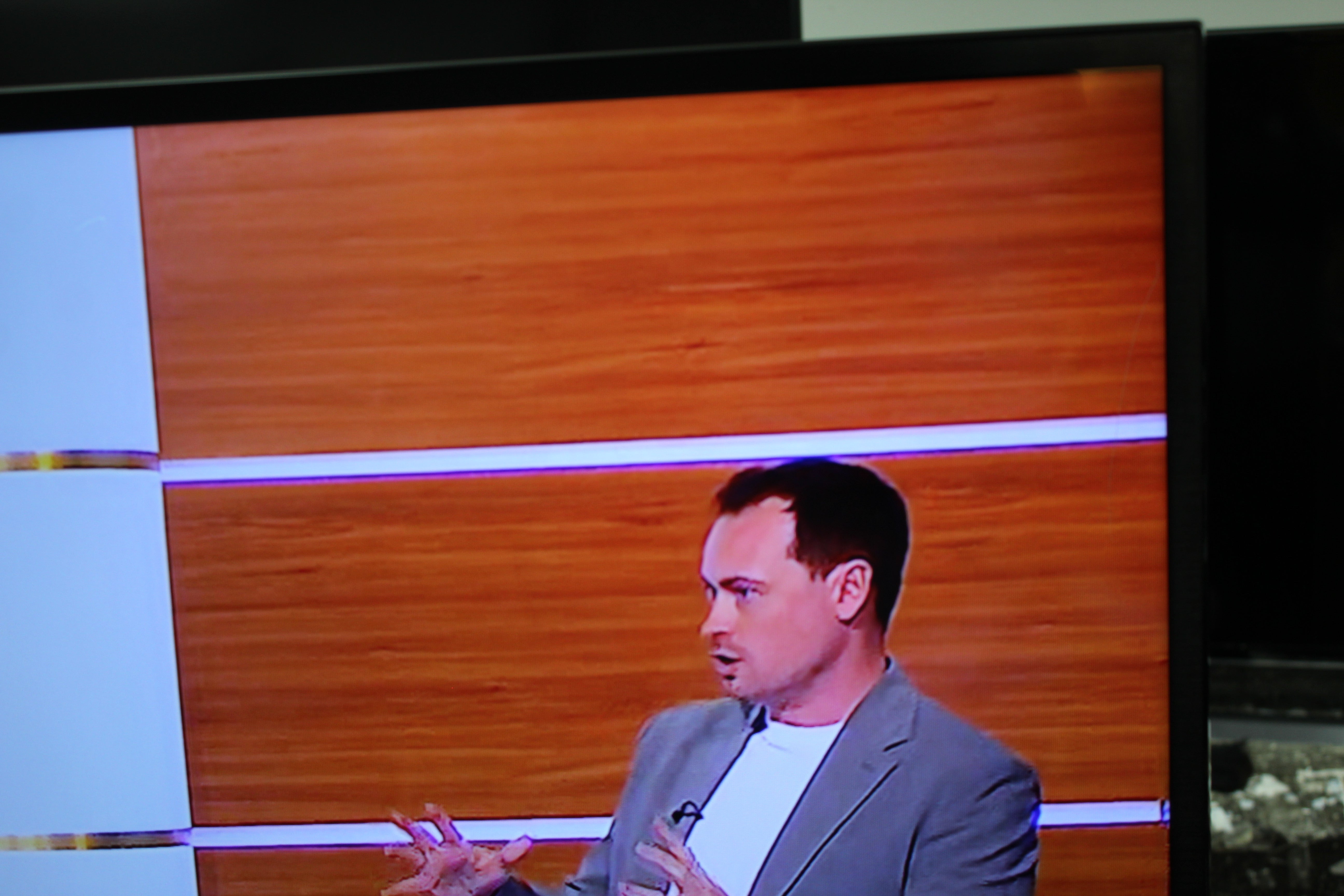 60" Samsung UE60KU6020 4k Ultra HD HDR Smart LED TV - Electronic World TV