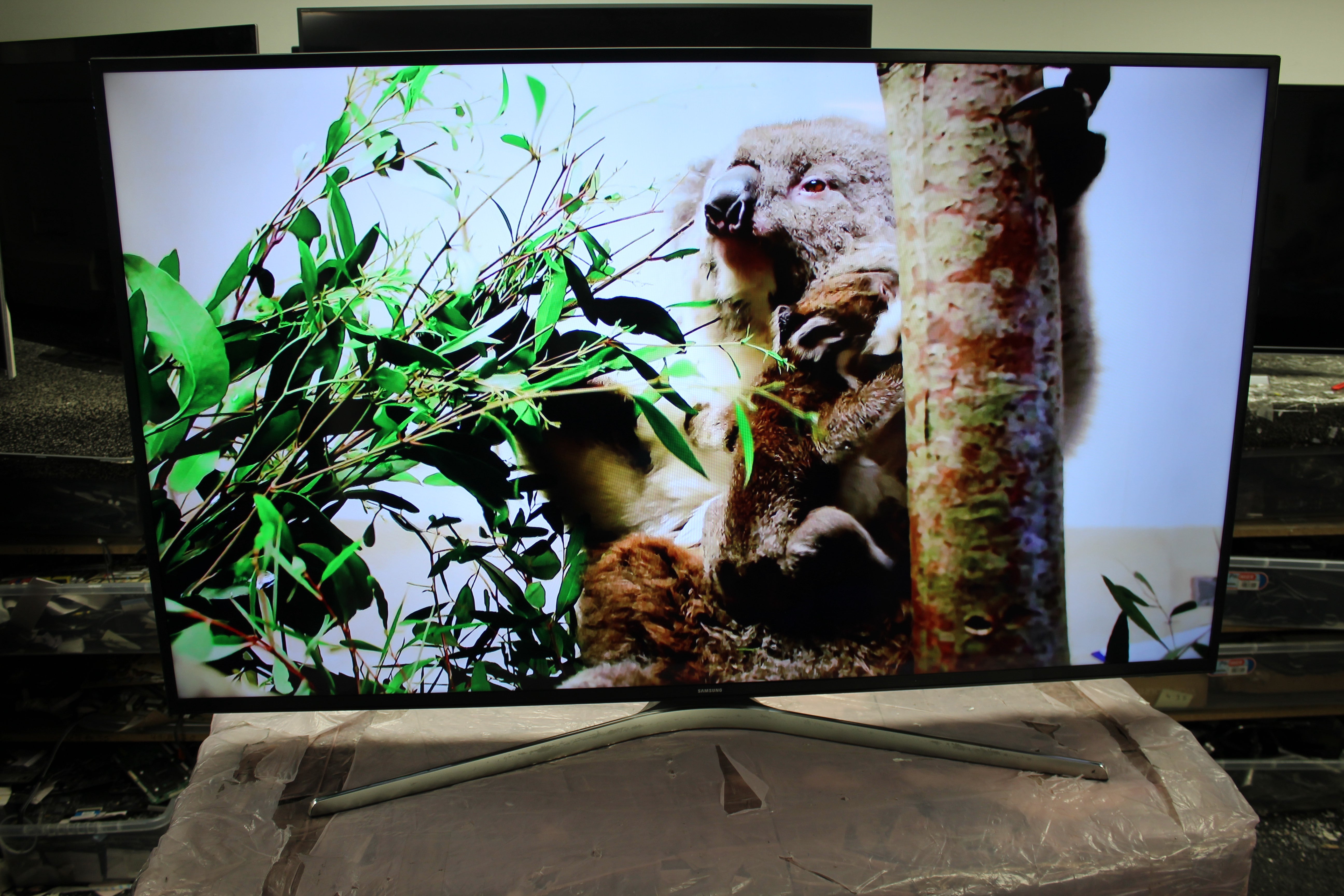 60" Samsung UE60KU6020 4k Ultra HD HDR Smart LED TV - Electronic World TV