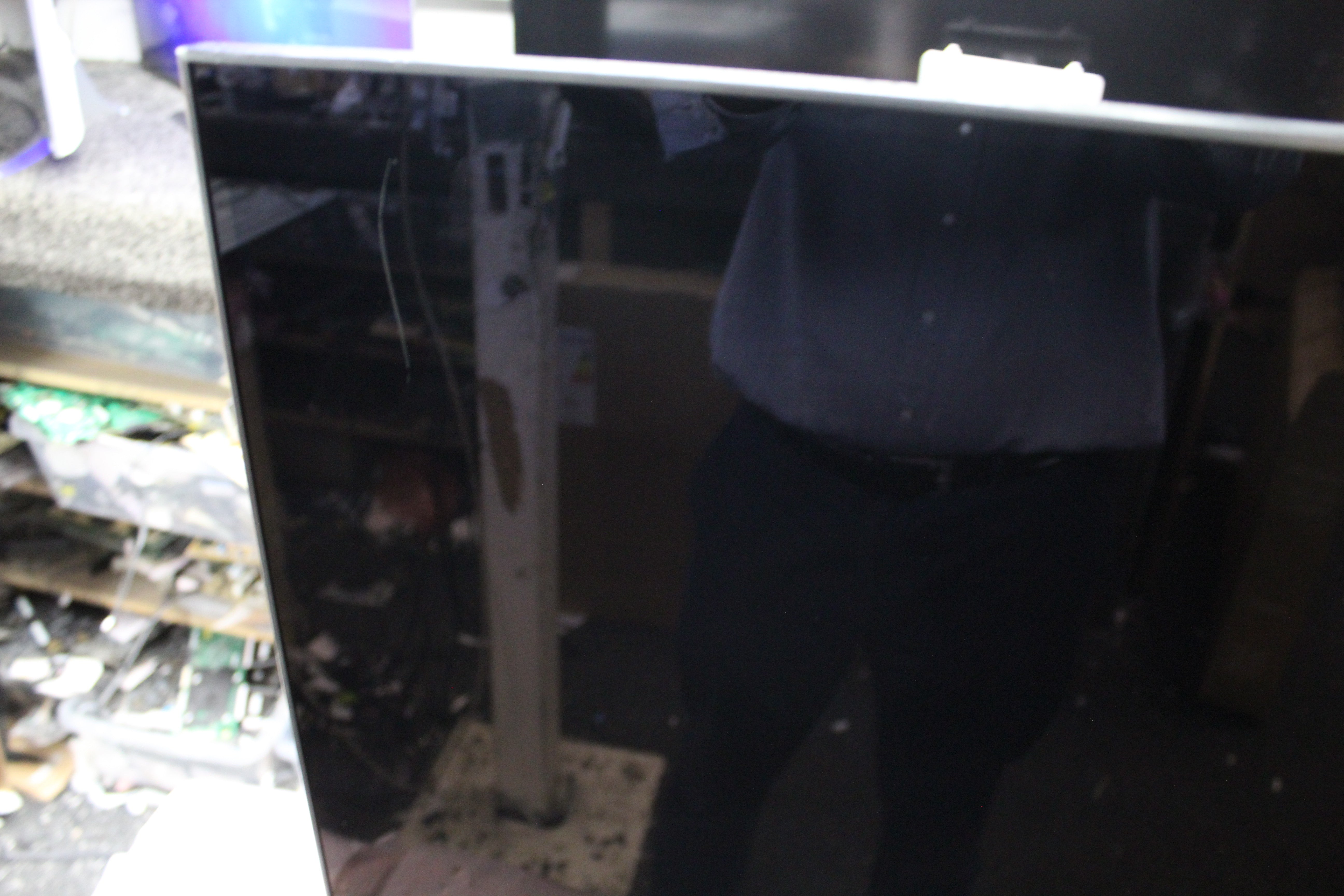 43" Samsung QE43QN90DATXXU Flagship 4K HDR Neo QLED TV - Electronic World TV