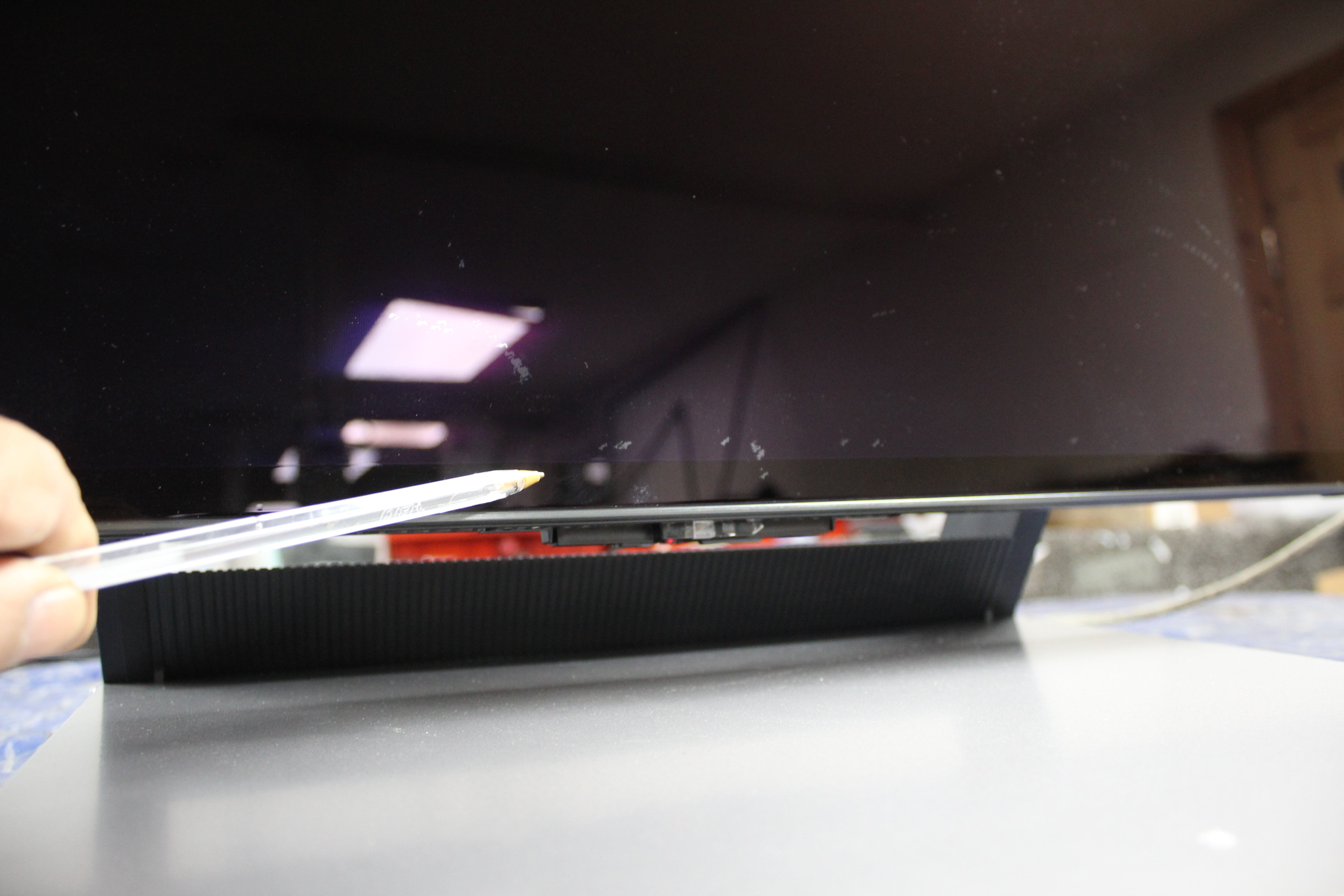 77" Samsung QE77S90DAEXXU Flagship 4K HDR OLED TV