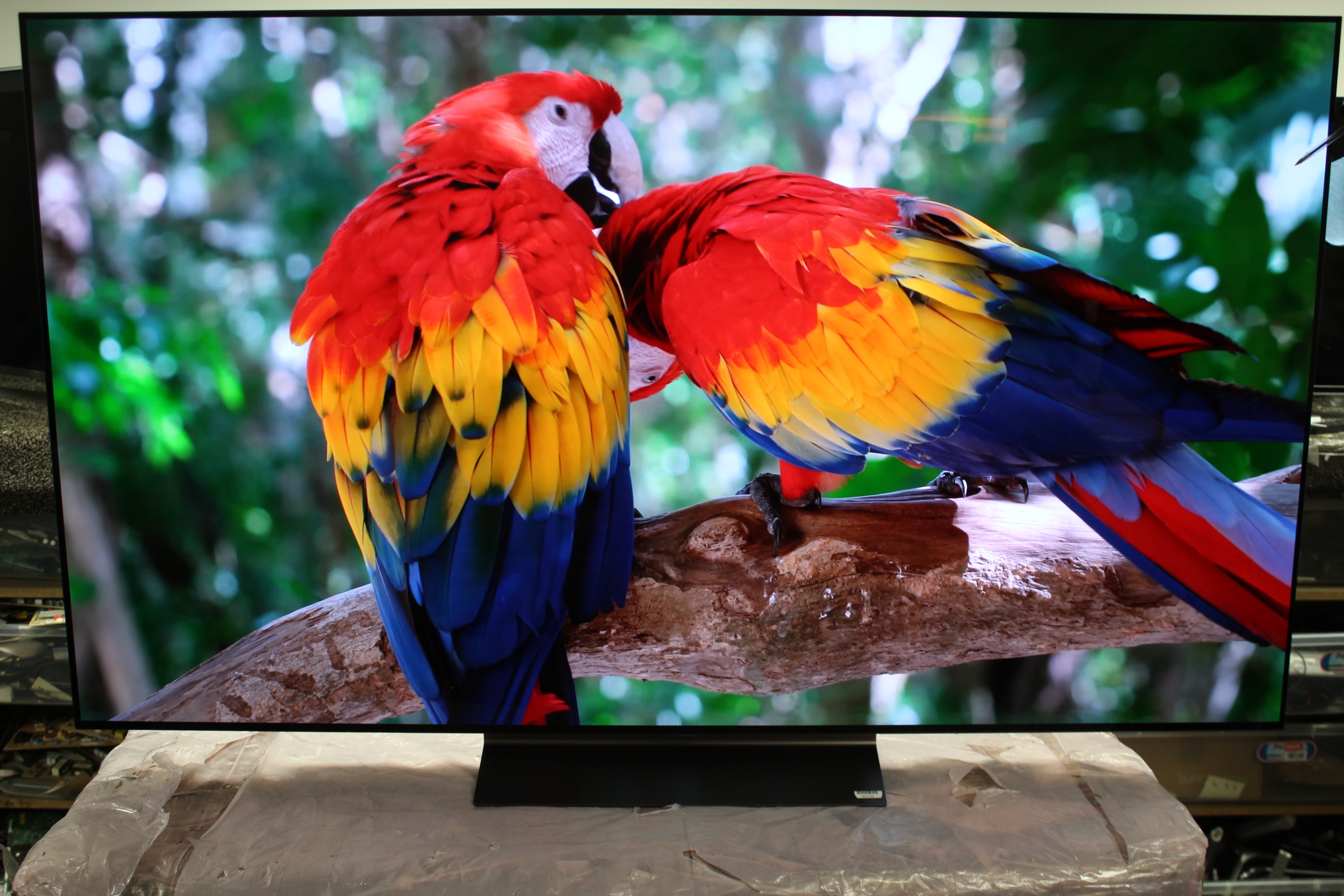 65" LG Evo OLED65C44LA 4K HDR Smart Evo OLED TV - Electronic World TV