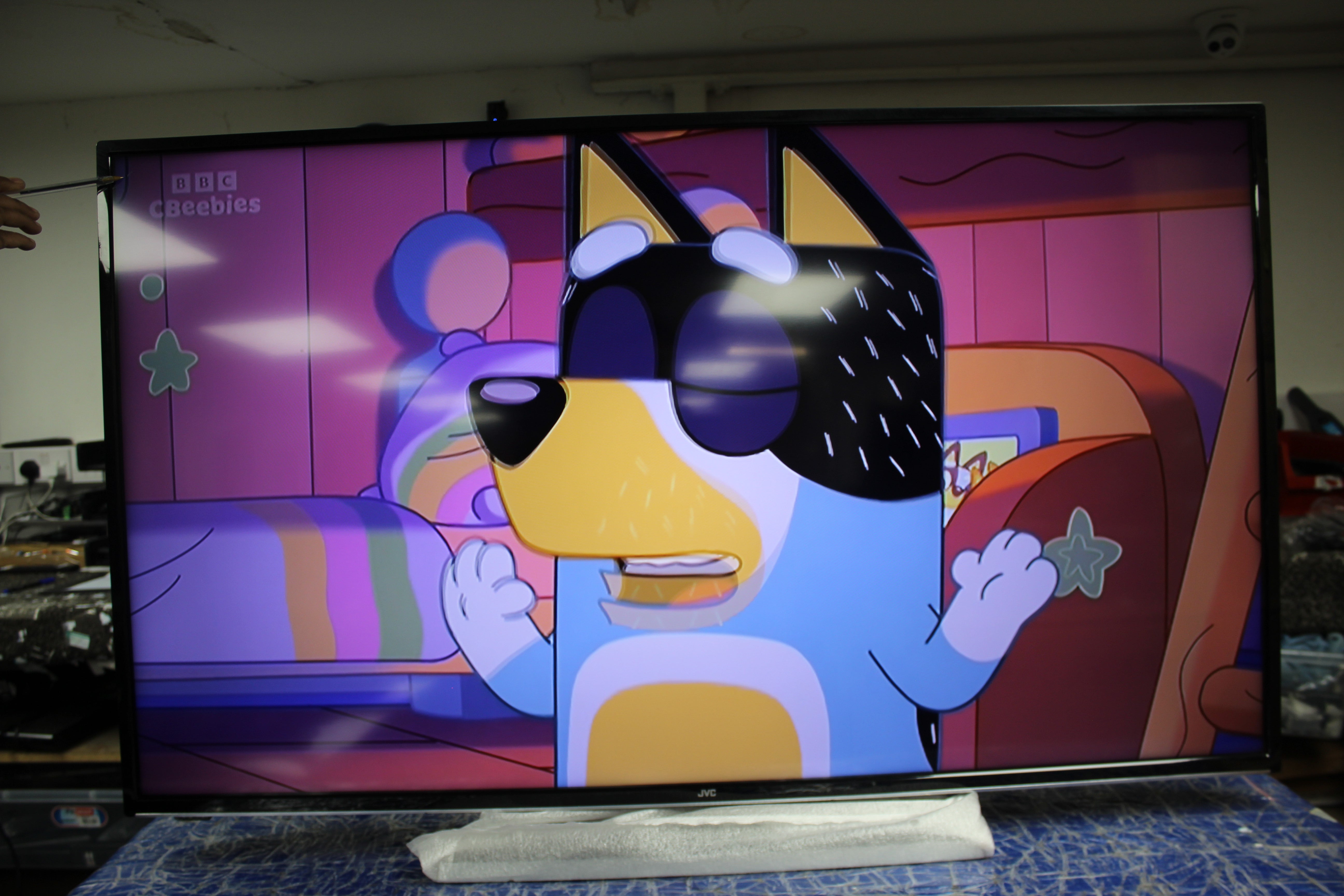 50" JVC LT-50CF890 4K Ultra HD HDR Smart LED Fire TV - Electronic World TV