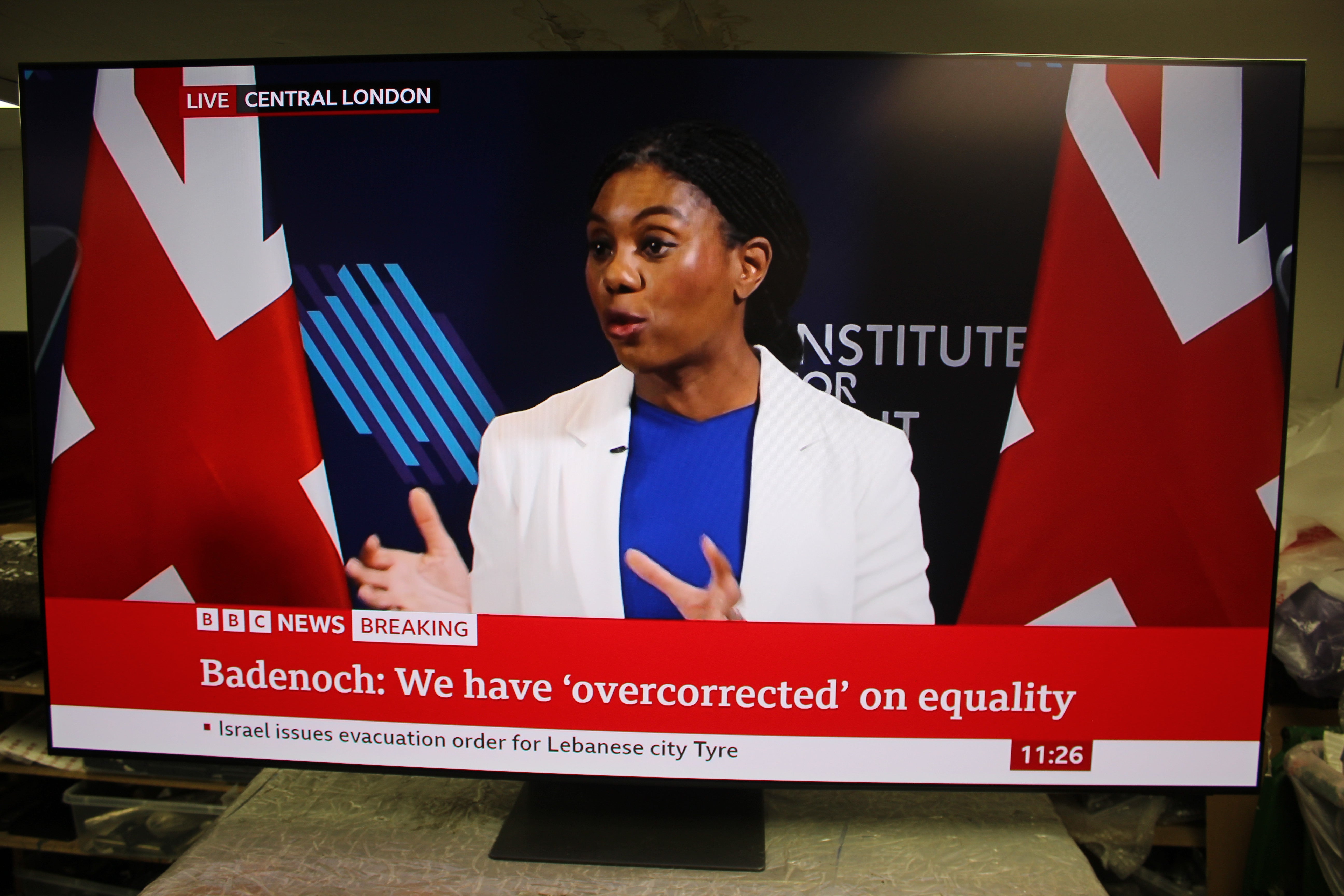 77" Samsung QE77S95D Flagship 4K HDR OLED TV