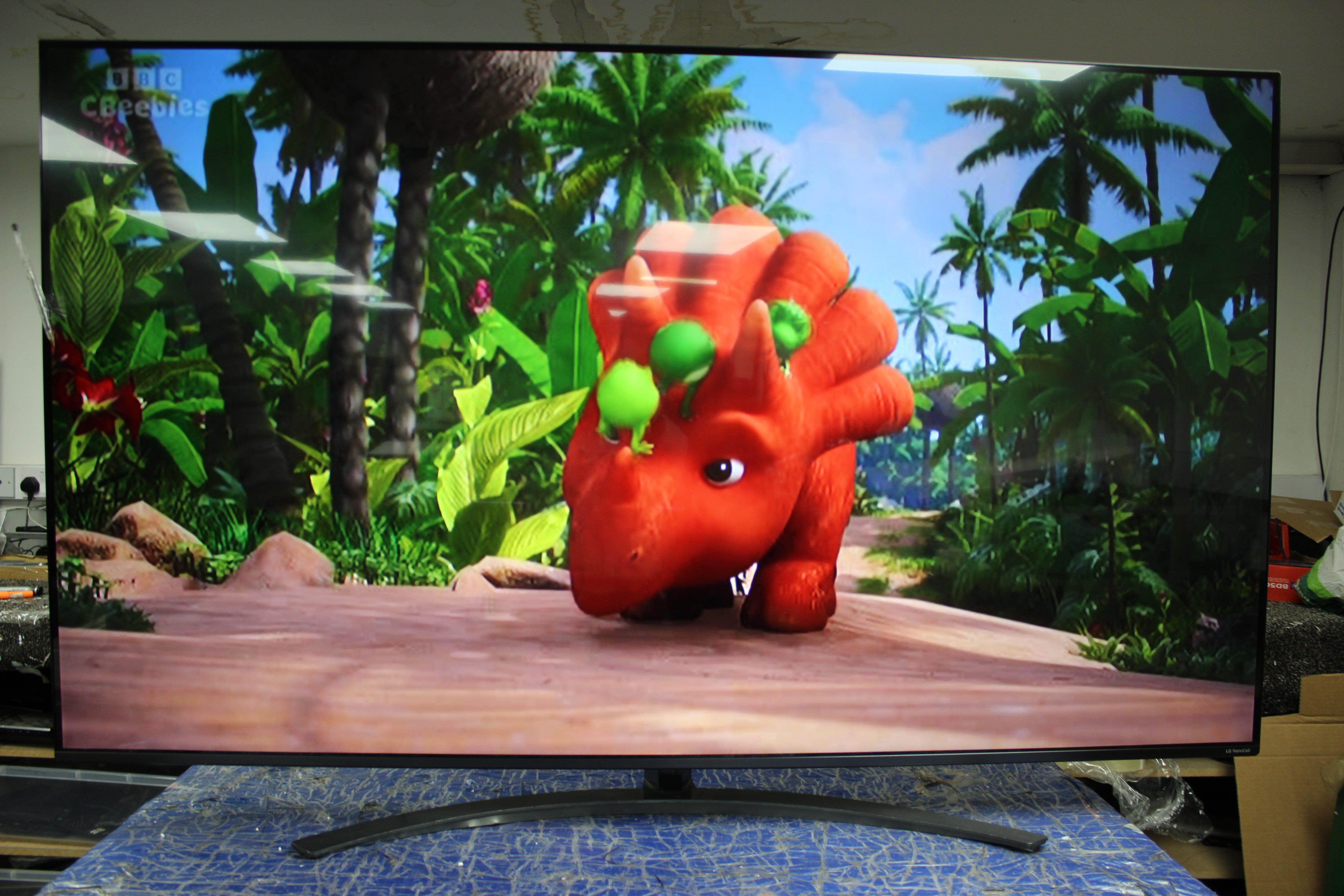 65" LG 65NANO816NA 4K HDR Nano Cell Smart LED TV
