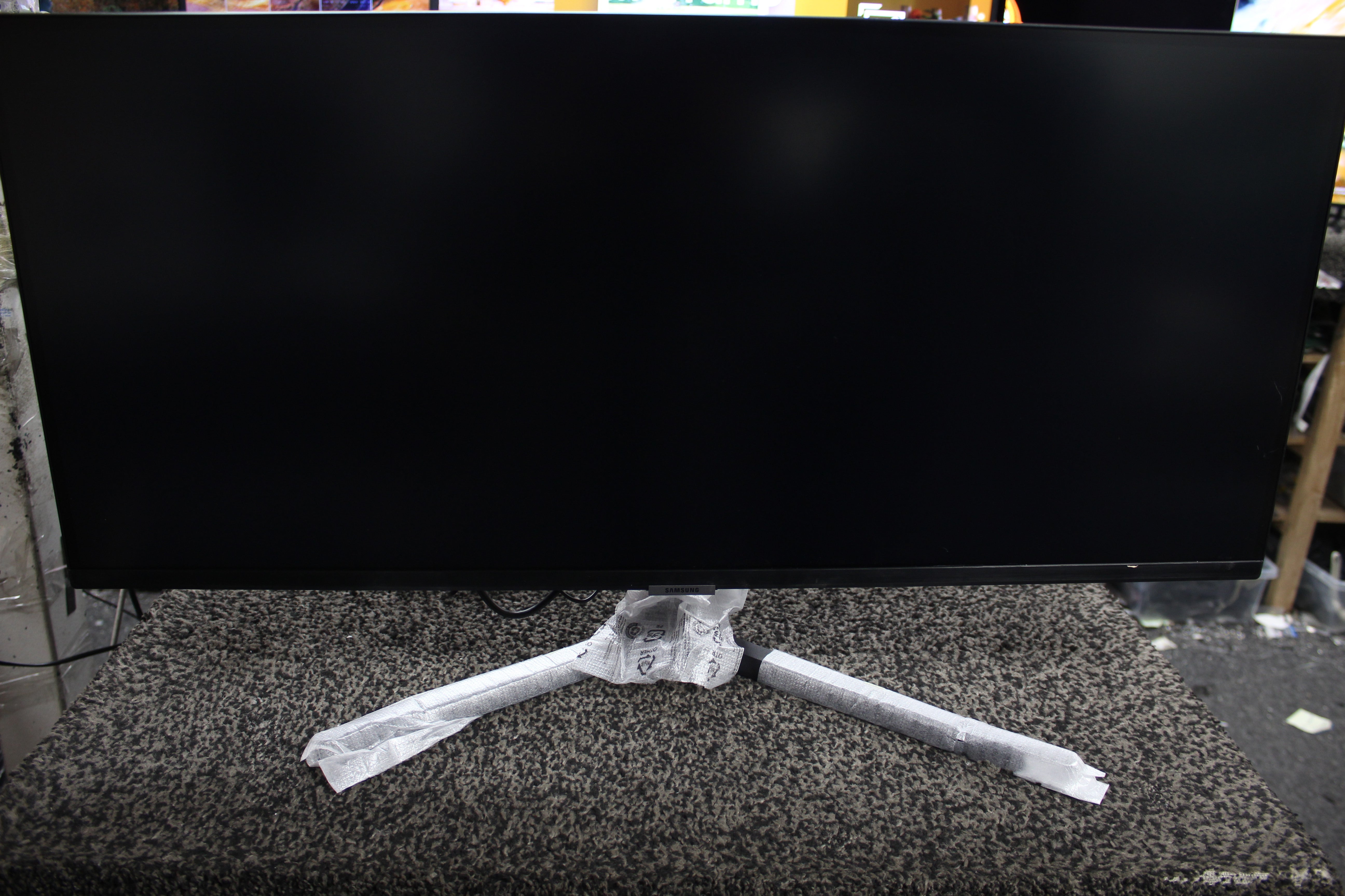 34" Samsung LS34C500GAUXXU Wide Quad HD 34" LED Monitor