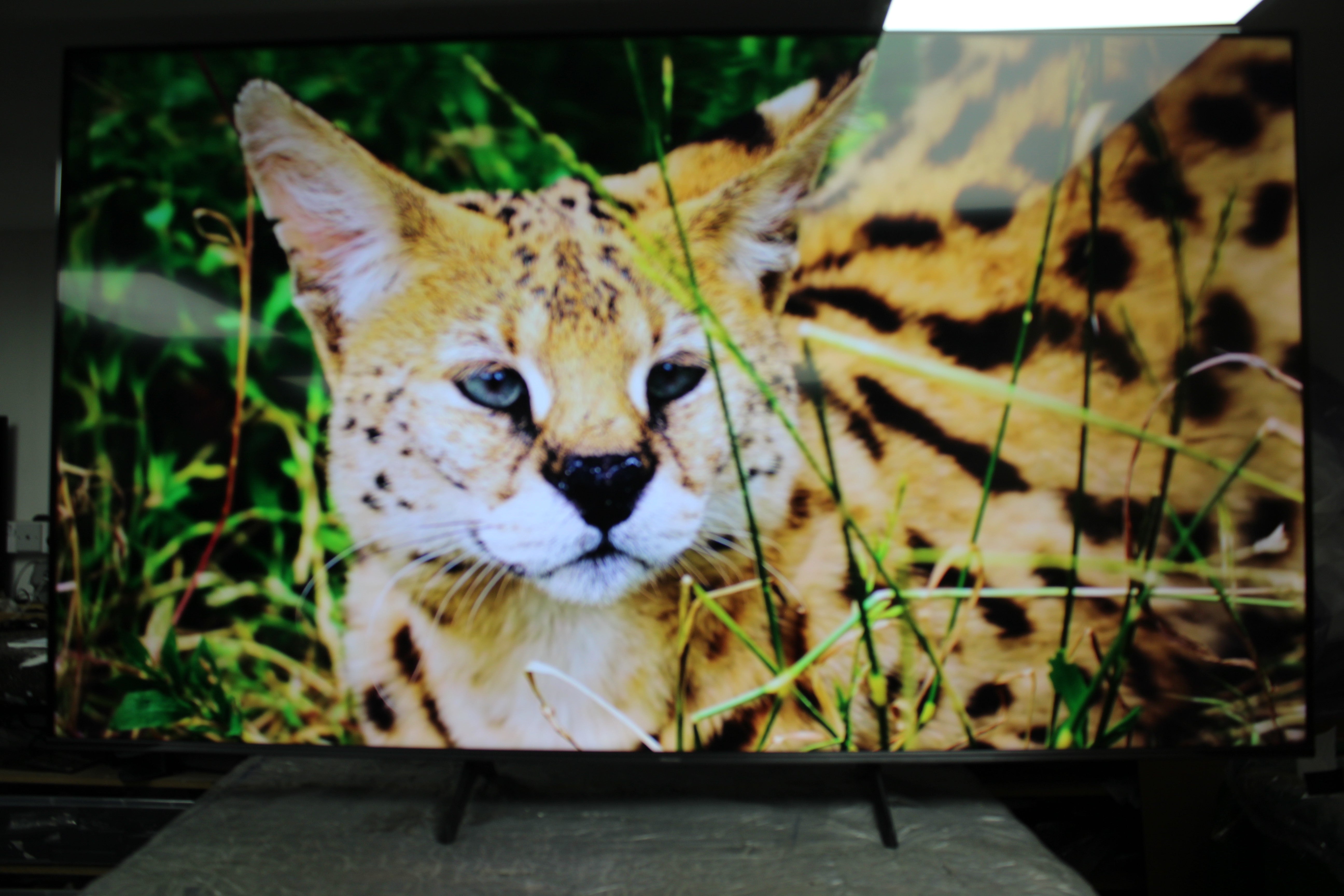 85" Hisense 85E7NQTUK PRO 4K HDR Freeview Play Smart LED TV