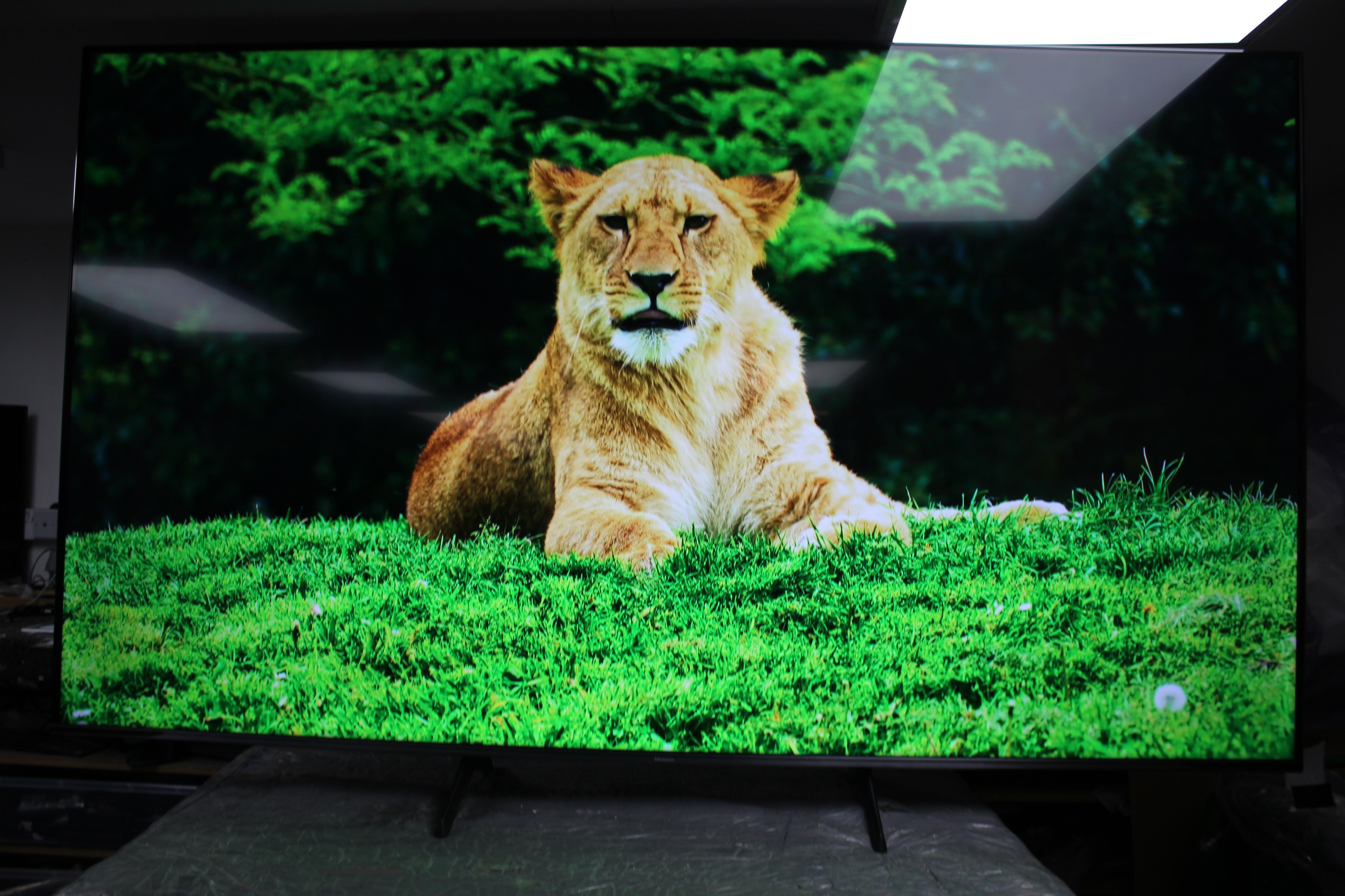 85" Hisense 85E7NQTUK PRO 4K HDR Freeview Play Smart LED TV