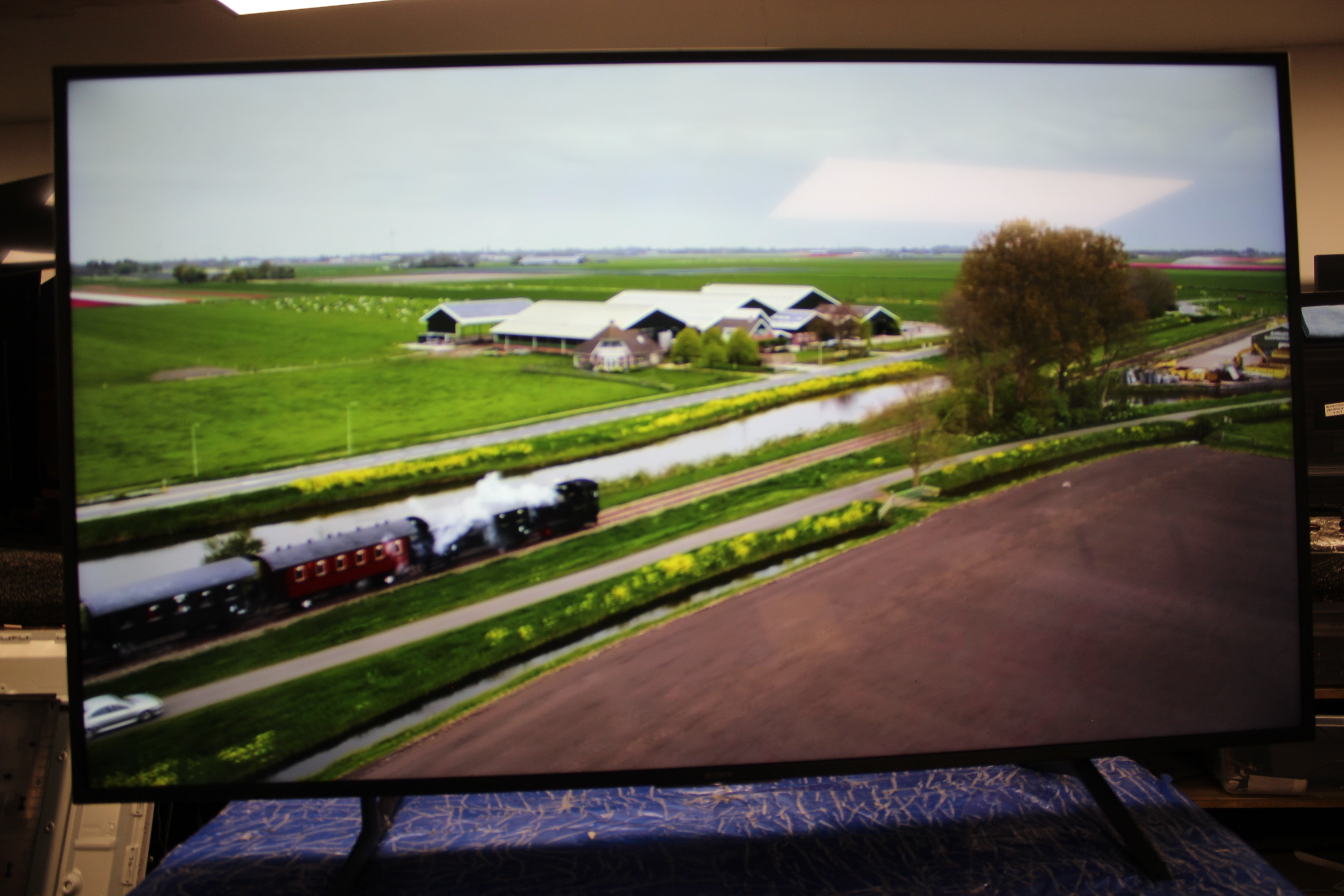 65" Sony Bravia KD65XG8096BU 4K HDR Android Smart LED TV