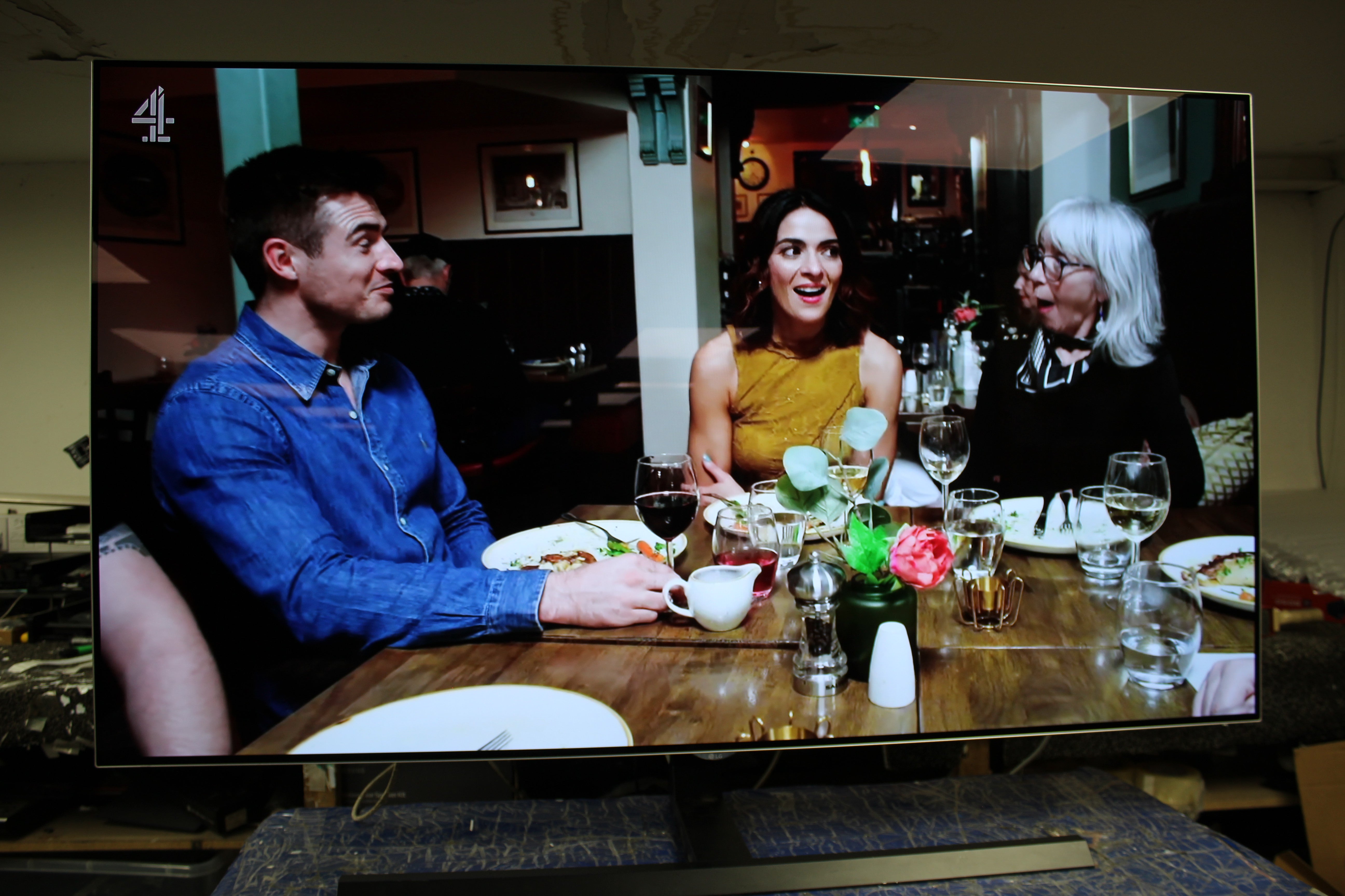 65" LG OLED65B6V 4K HDR Smart OLED TV
