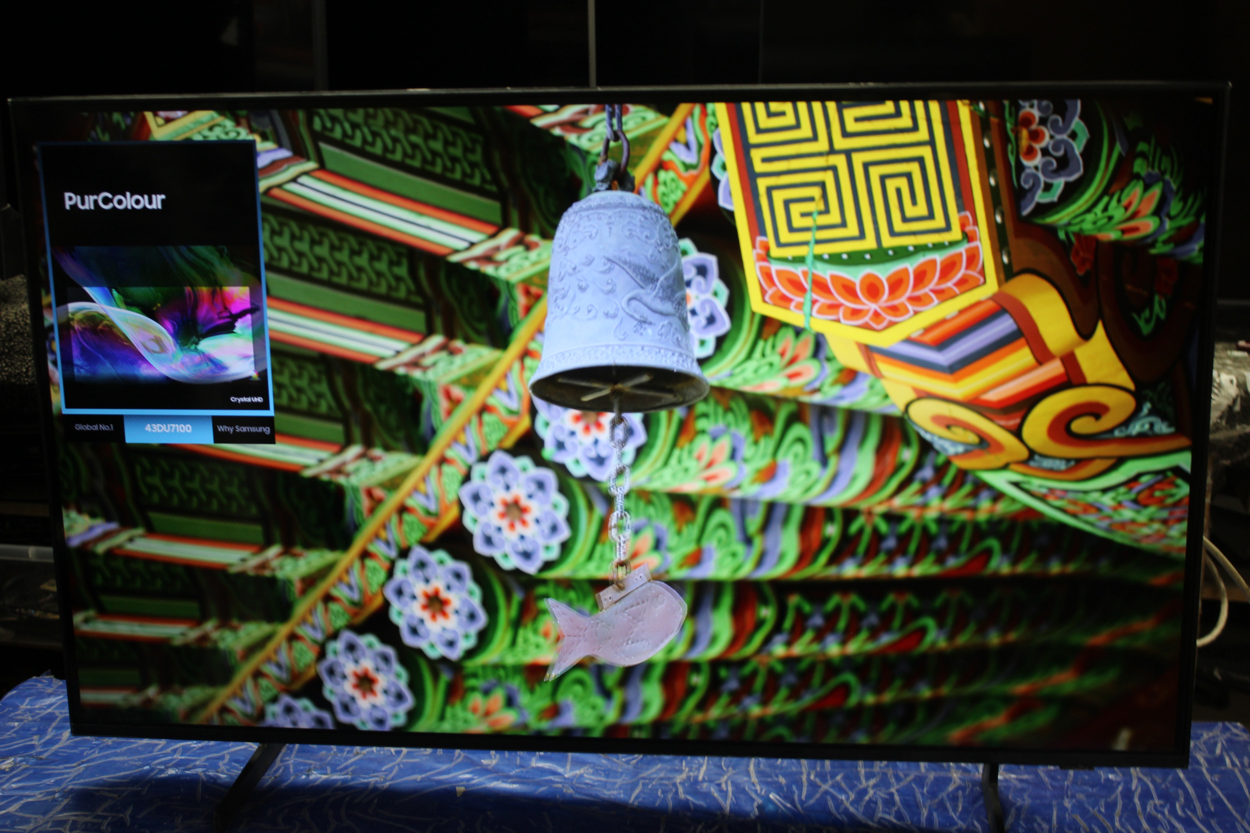43" Samsung UE43DU7100KXXU 4K HDR Crystal Smart LED TV