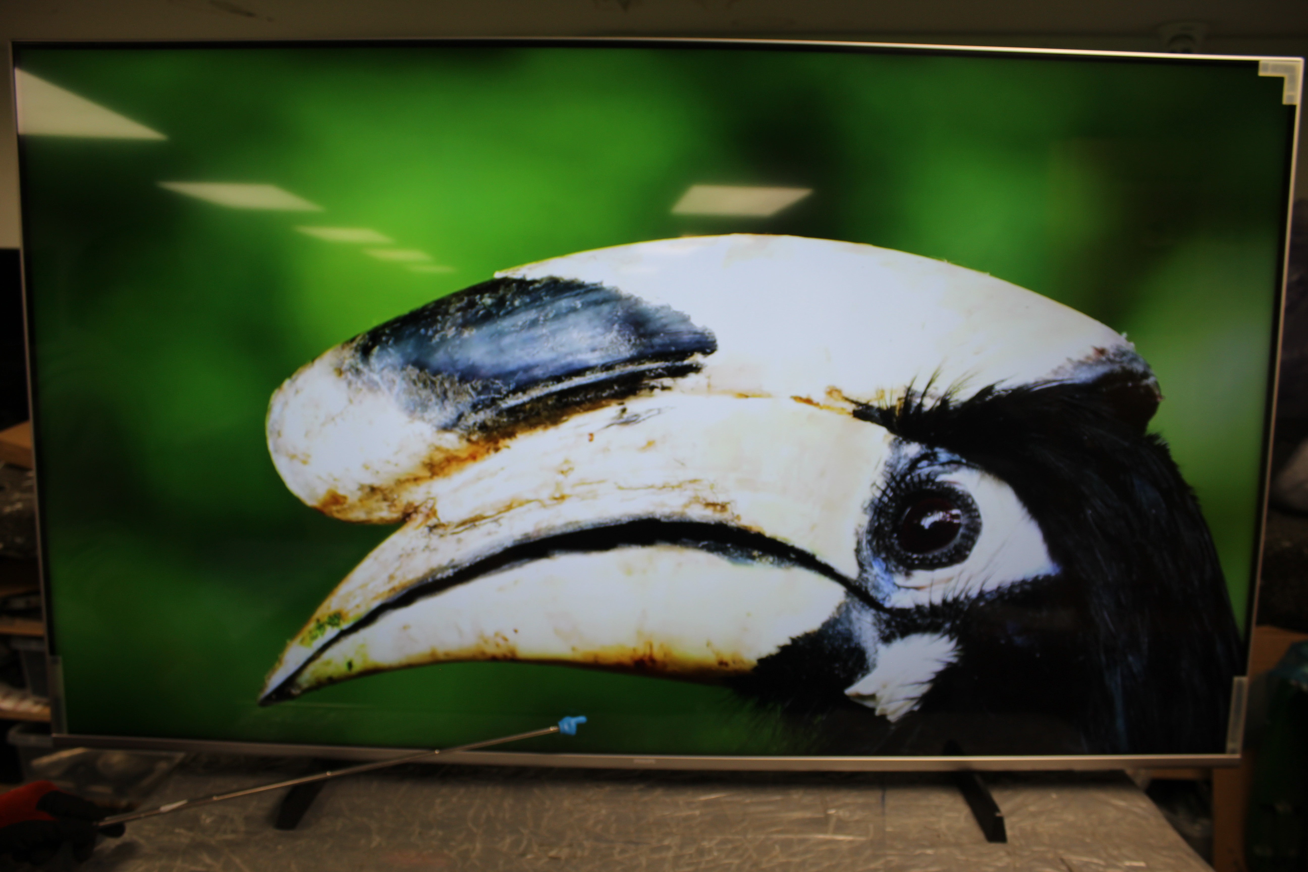 65" Philips 65PUS7956/12 Ambilight 4K HDR Android Smart LED TV