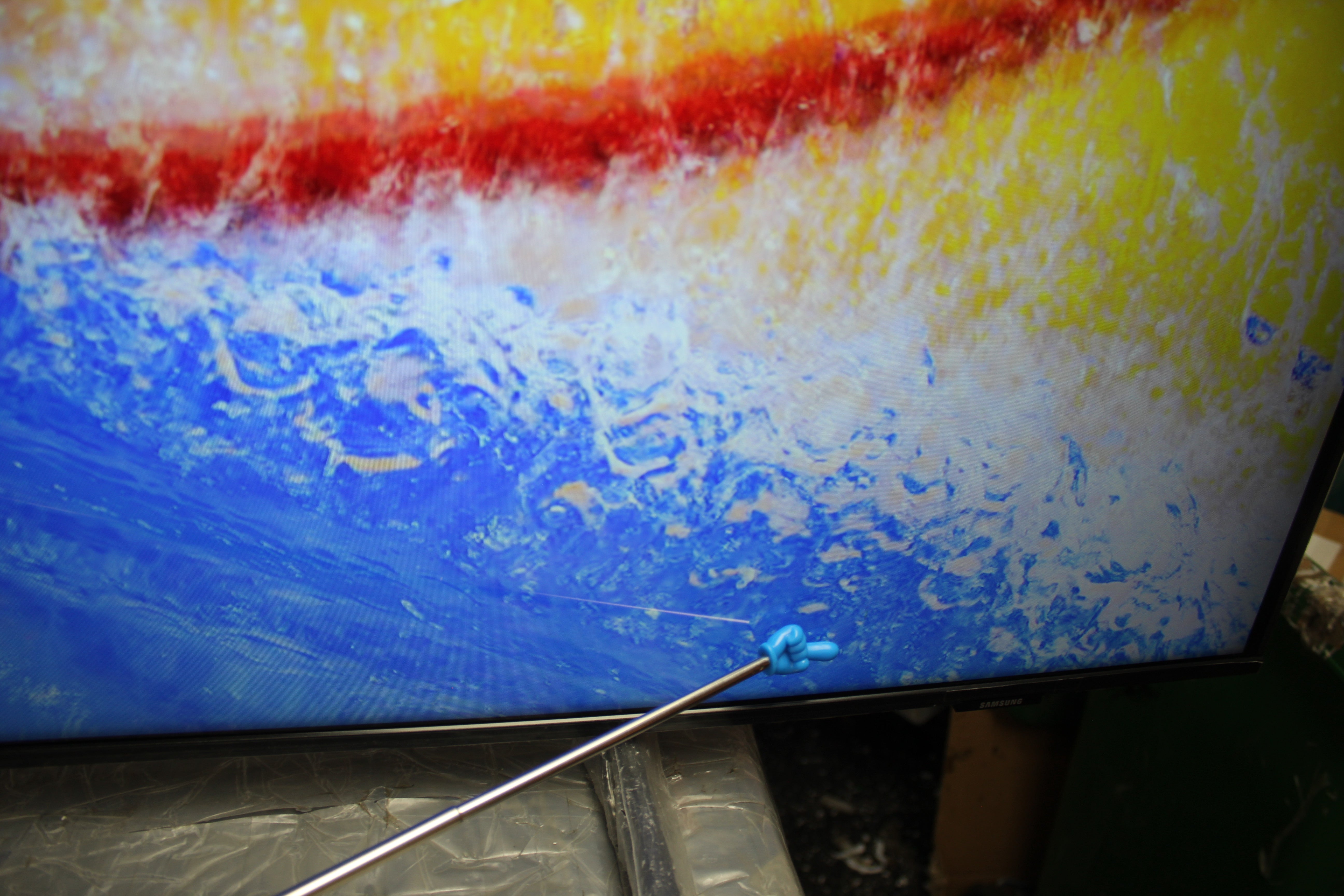 75" Samsung QE75Q60AAUXXU Quantum 4K HDR Smart QLED TV
