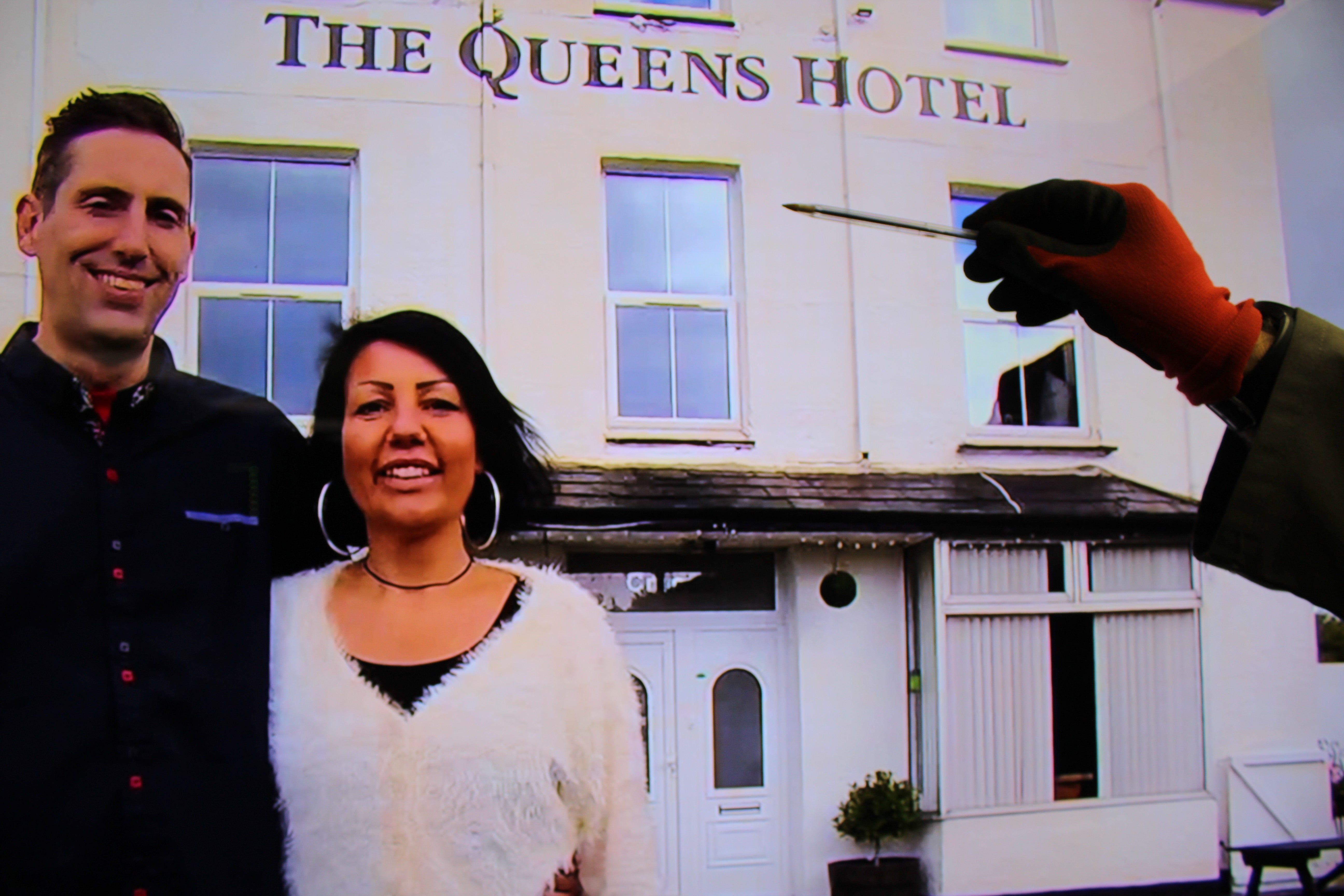 75" Samsung QE75QN90DATXXU Flagship 4K HDR Neo QLED TV - Electronic World TV