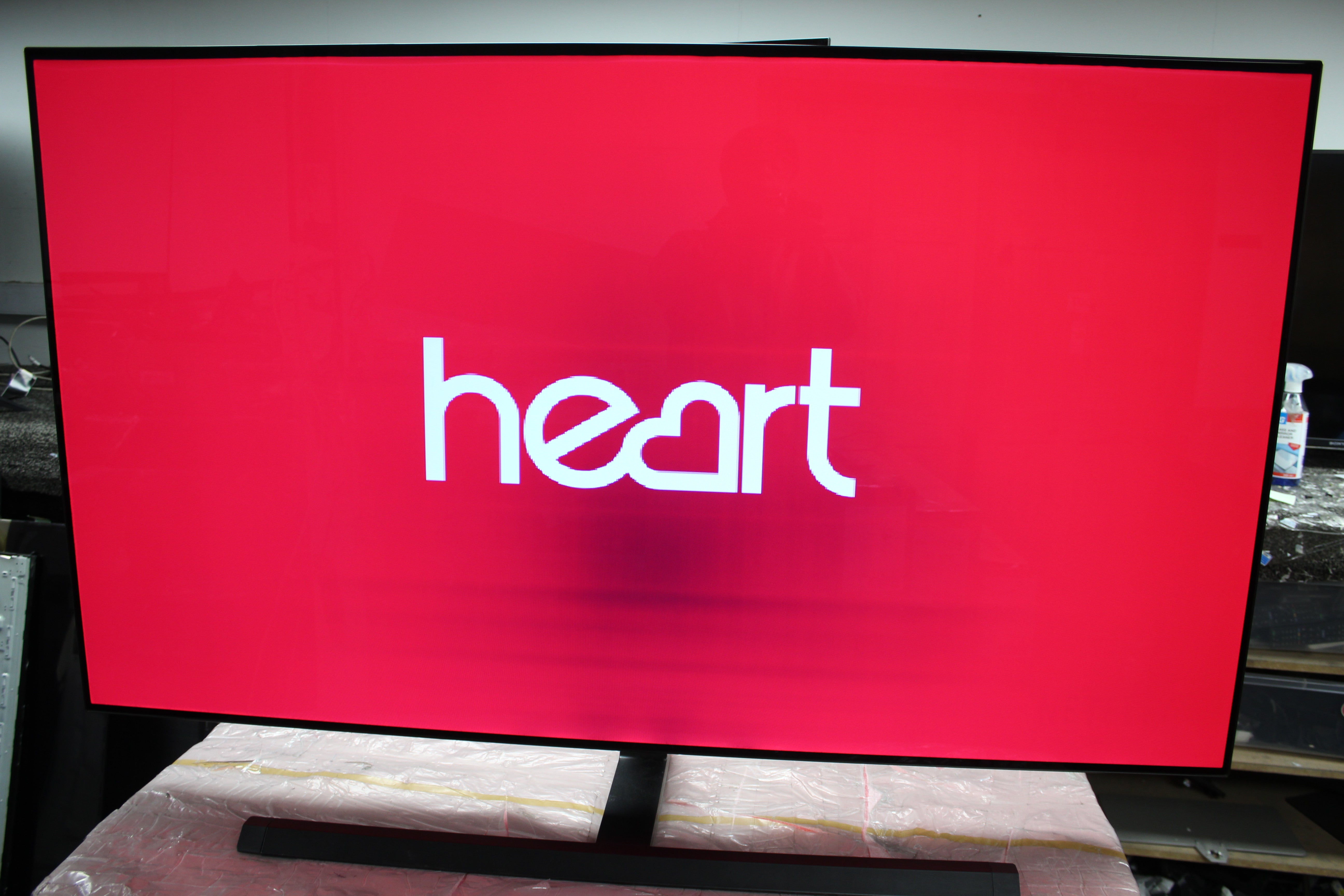 65" LG OLED65C7V 4K HDR Smart OLED TV