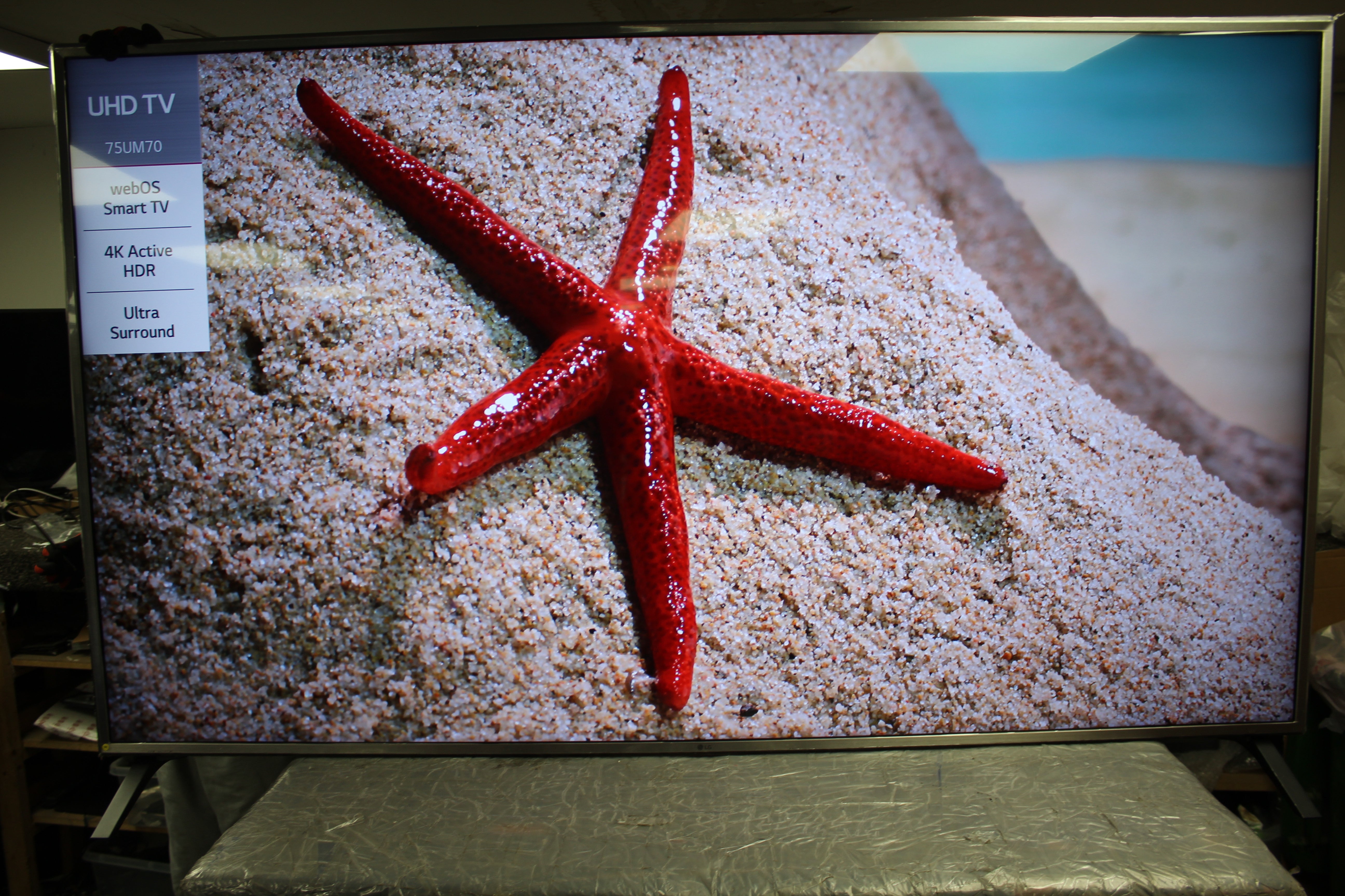 75" LG 75UM7000PLA 4K HDR Freeview Play Smart LED TV