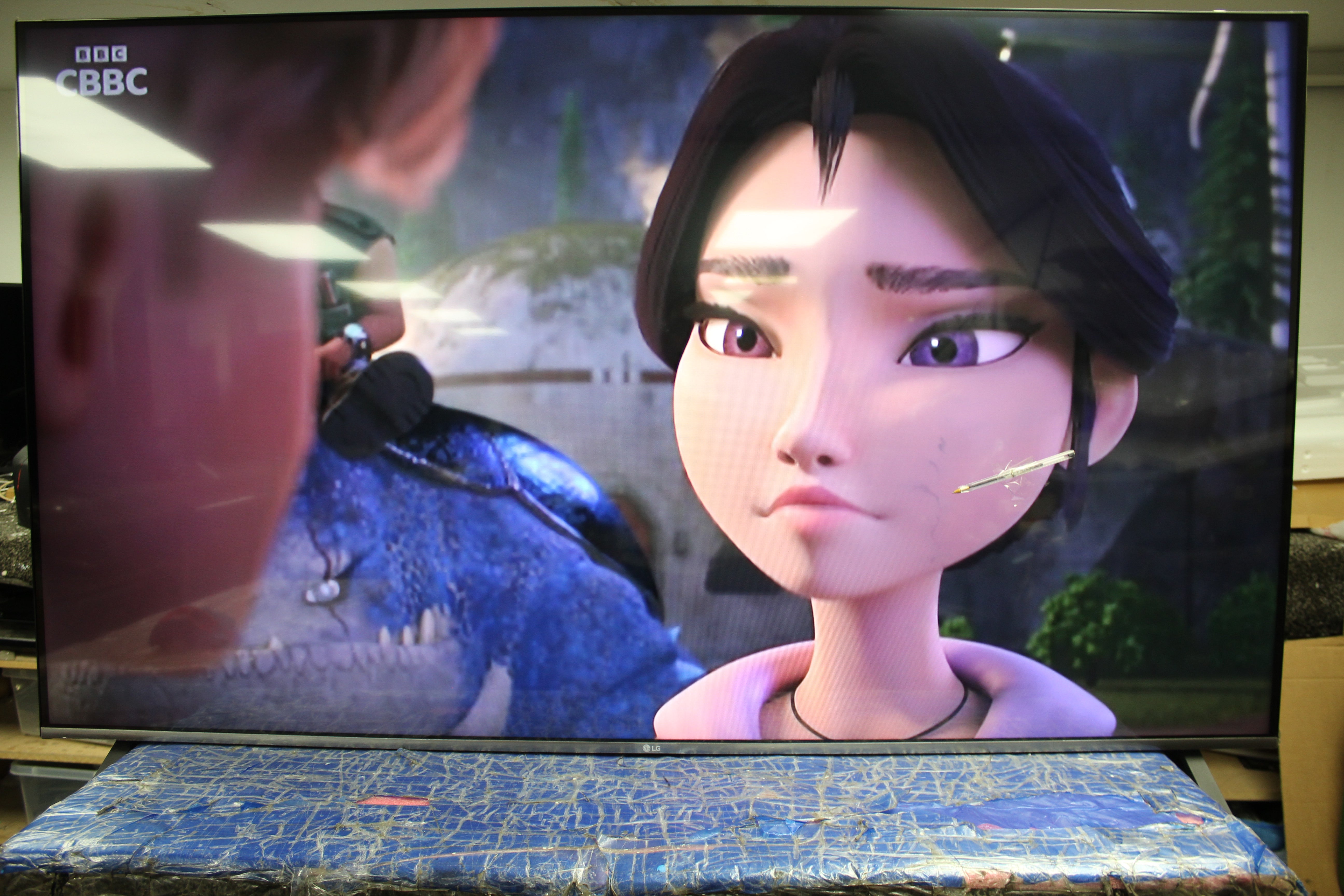 65" LG 65UN80006LA 4K Ultra HD HDR Smart LED TV