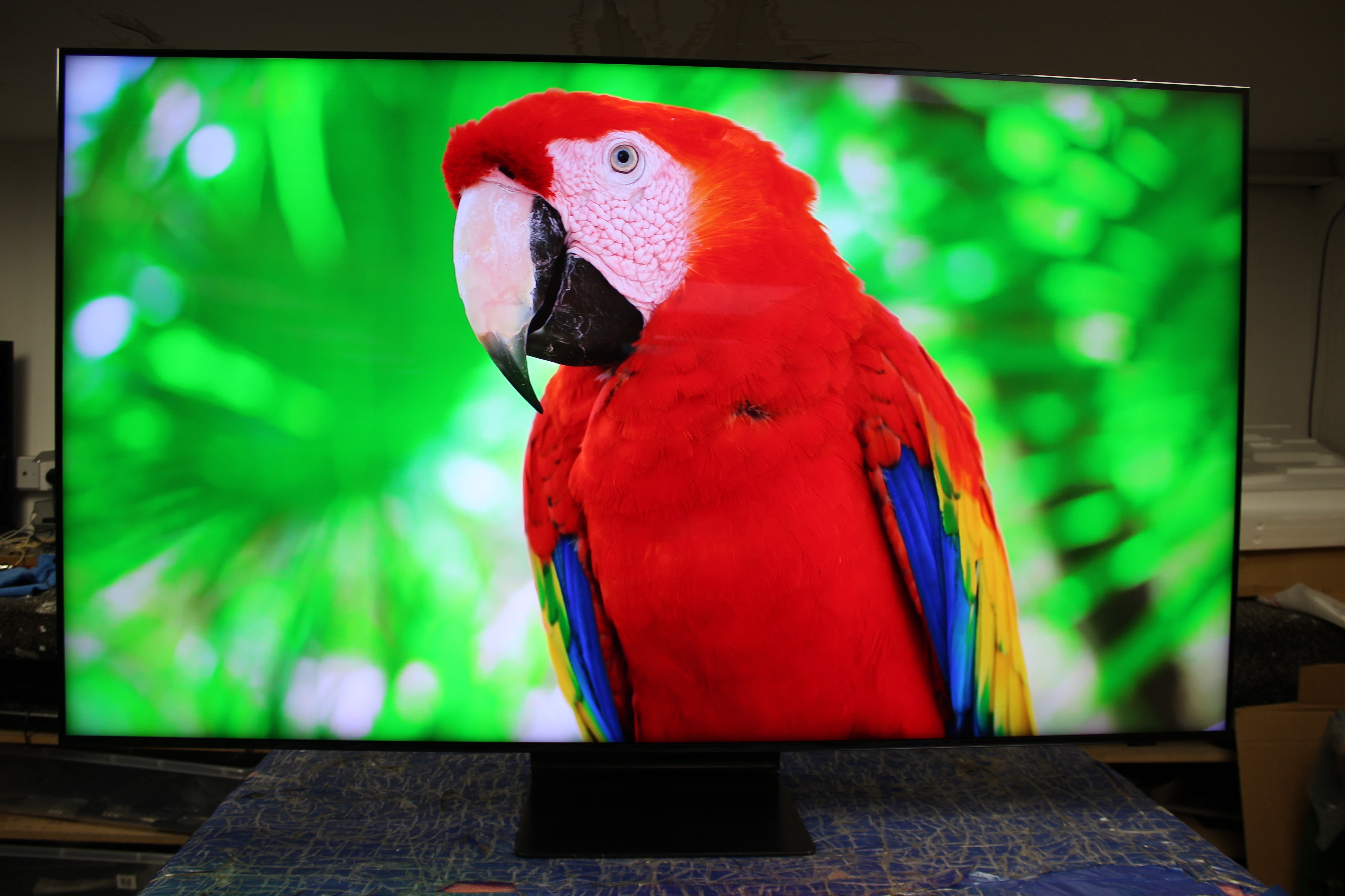 65" Samsung QE65Q800TATXXU Premium 8K HDR QLED TV