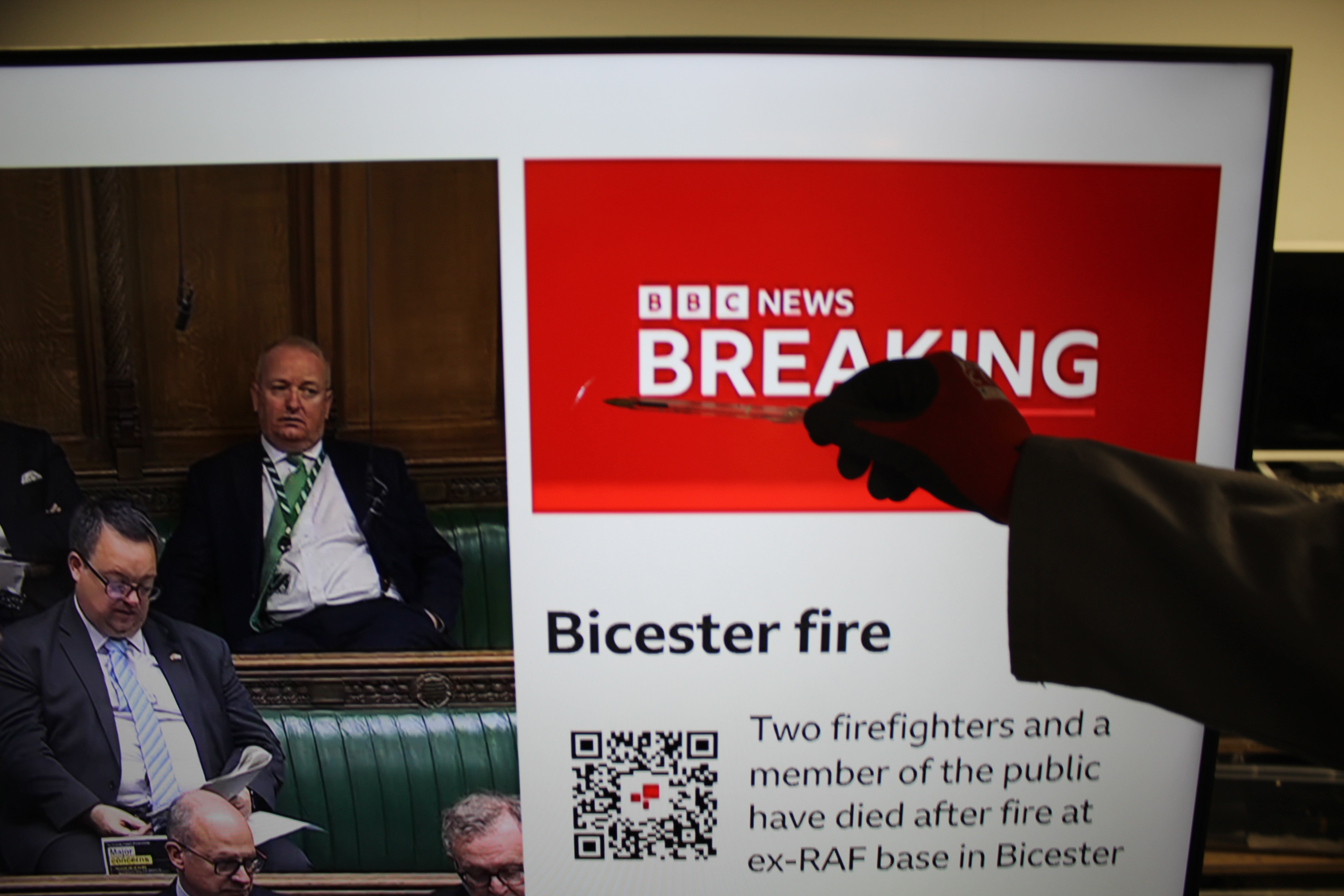 65" Samsung UE65DU7100KXXU 4K HDR Crystal Smart LED TV - Electronic World TV