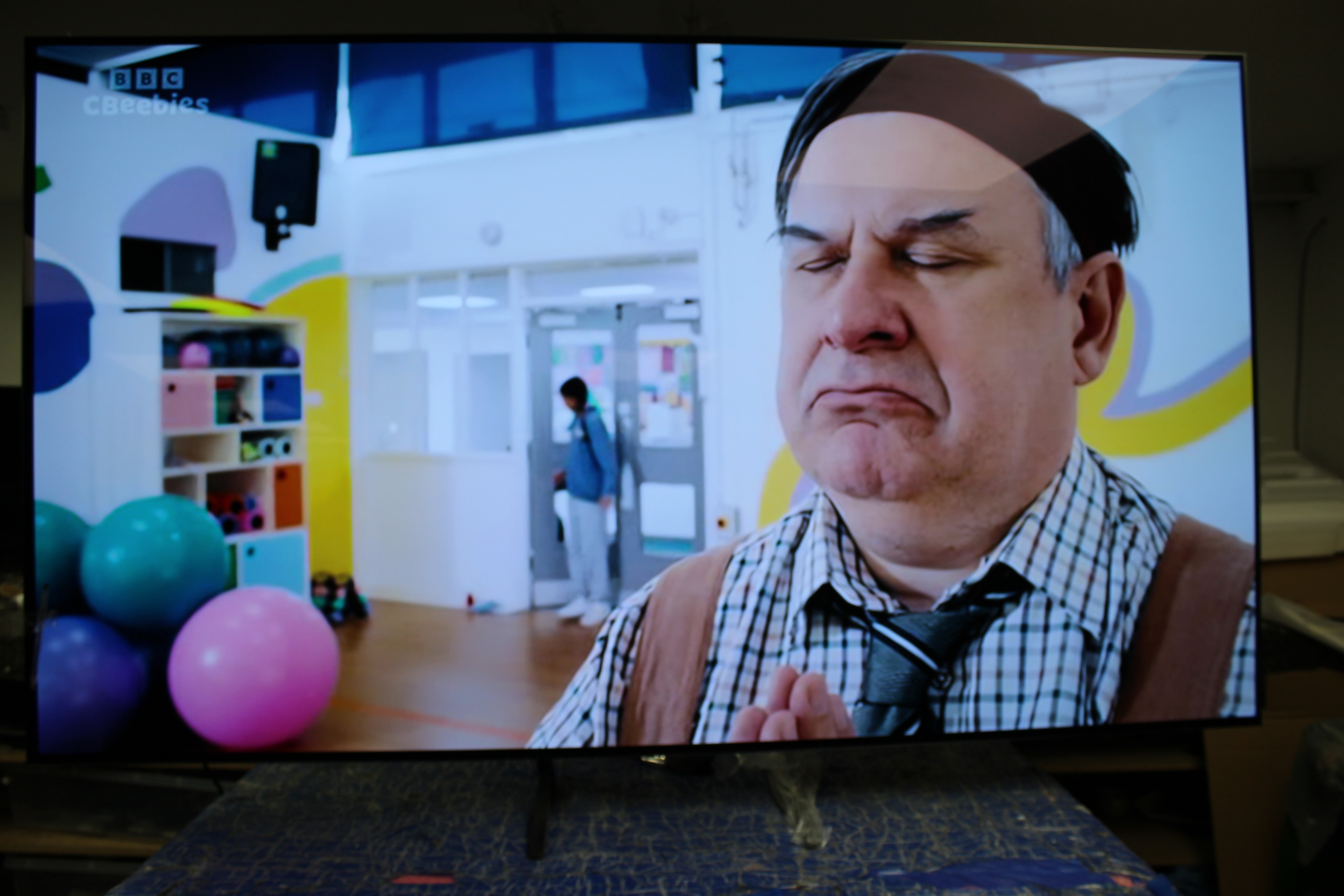 77" Samsung QE77S90DAEXXU Flagship 4K HDR OLED TV