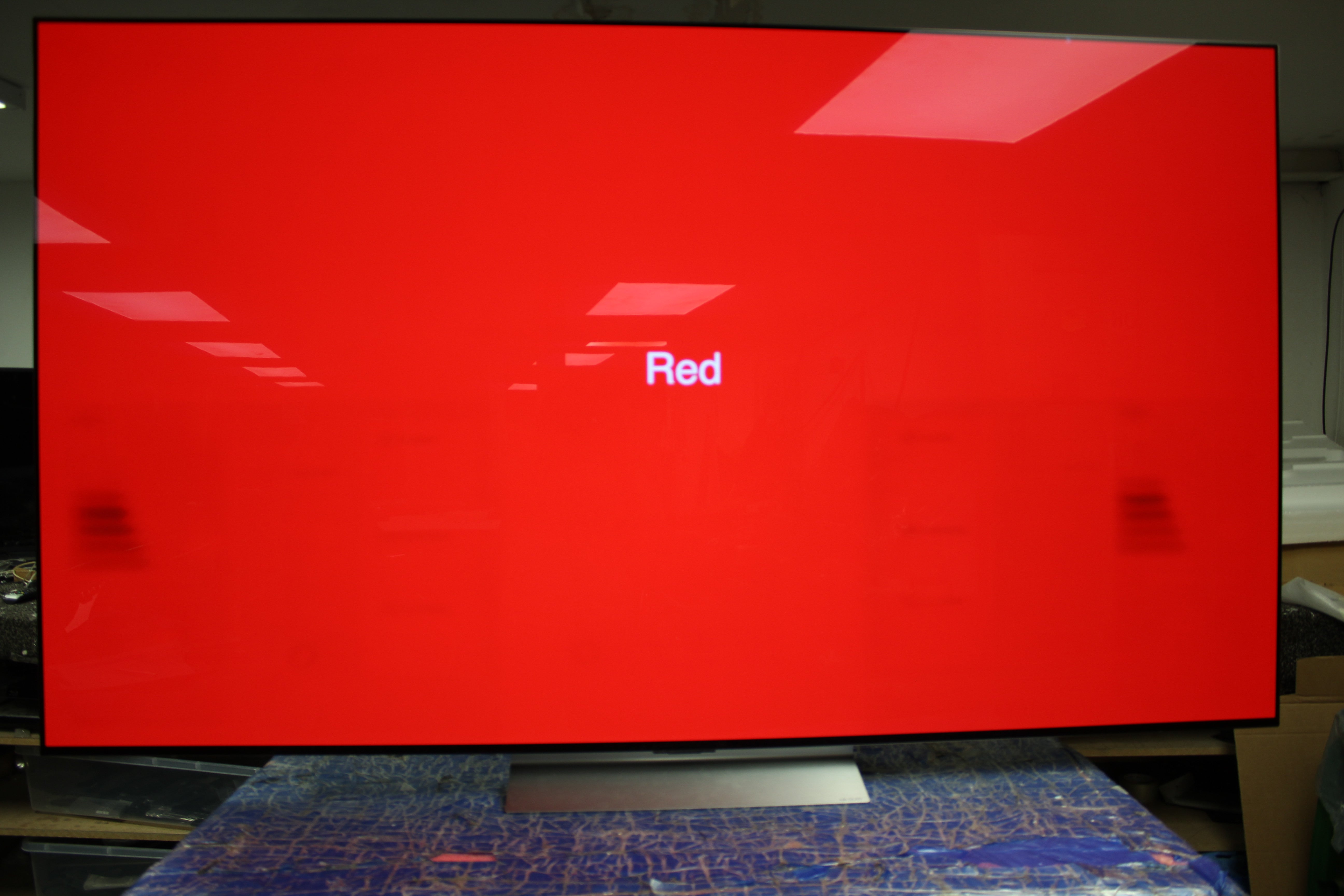 77" LG OLED77C44LA 4K HDR Smart OLED TV