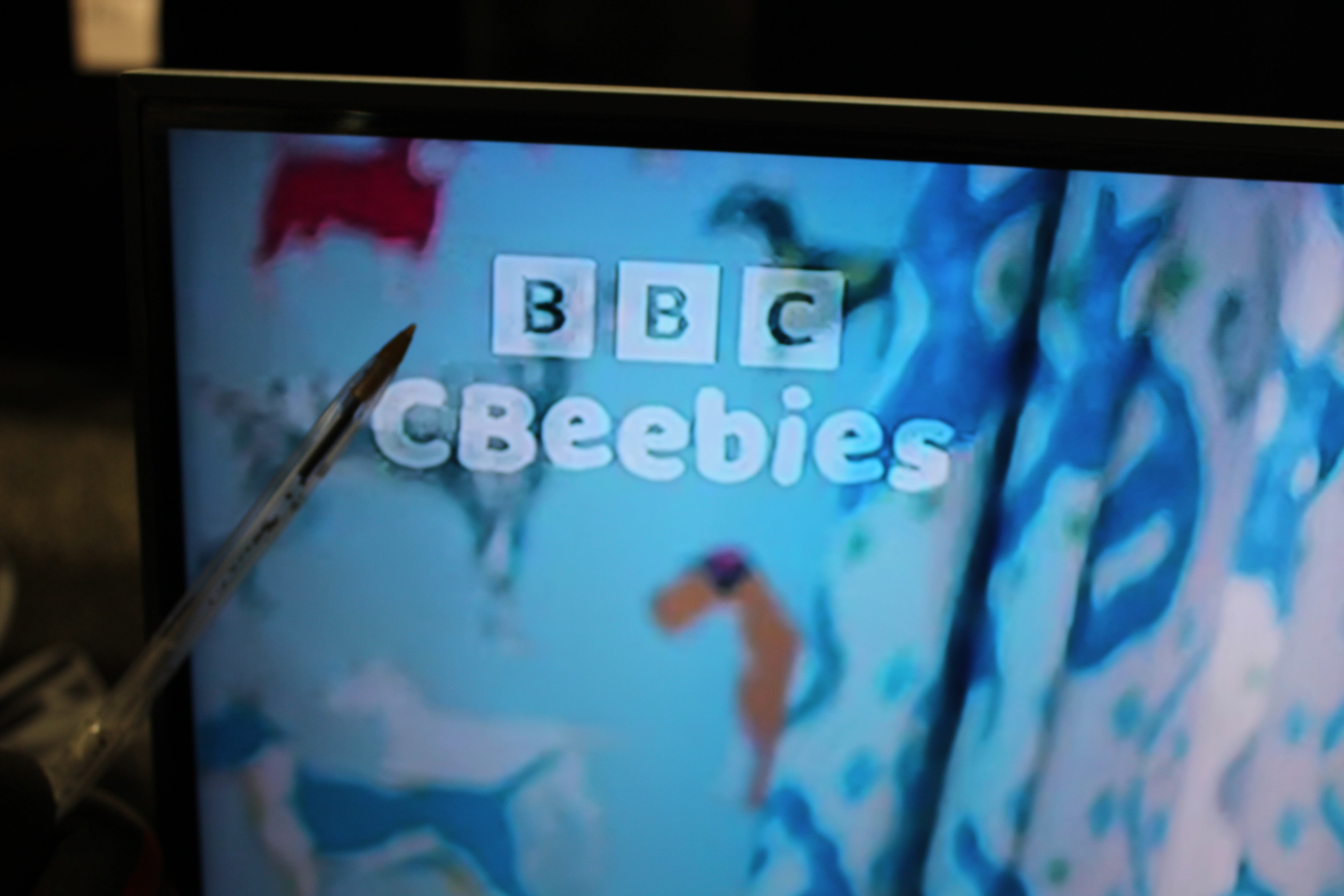 55" Samsung QE55Q80RAT Premium Certified 4K HDR QLED TV - Electronic World TV