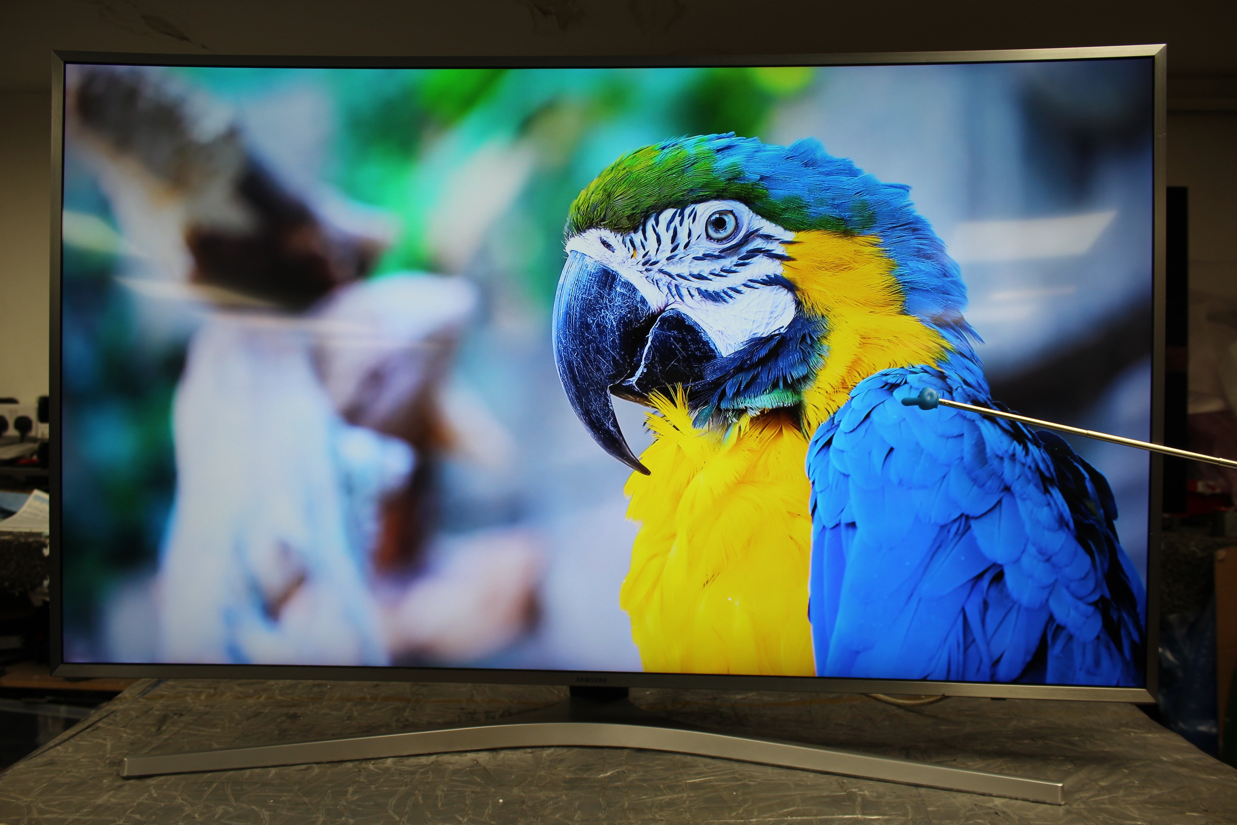 49" Samsung UE49MU6670 Curved 4K Ultra HD HDR Smart LED TV