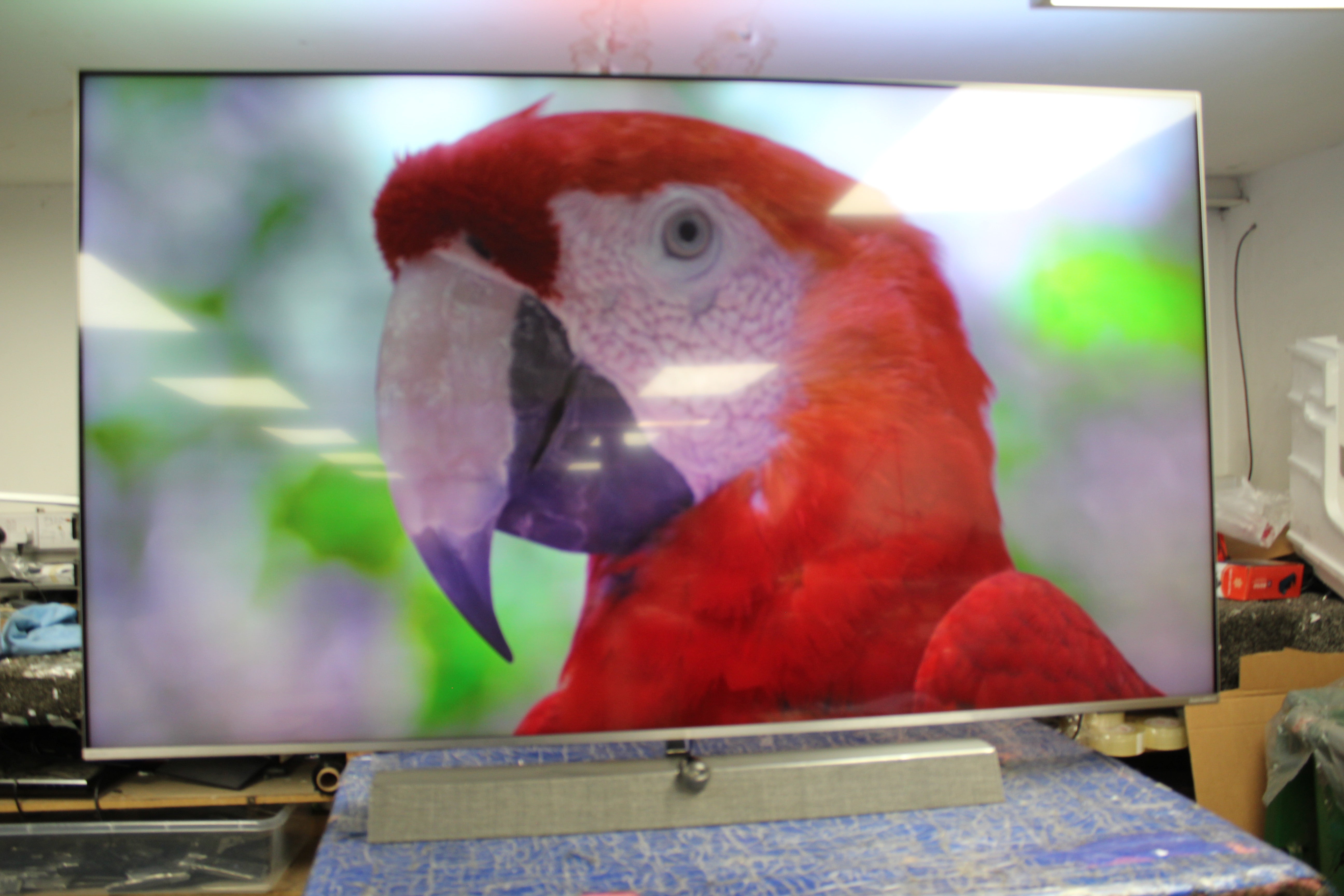 75" Philips 75PML9636/12 Ambilight 4K HDR Smart Mini LED TV