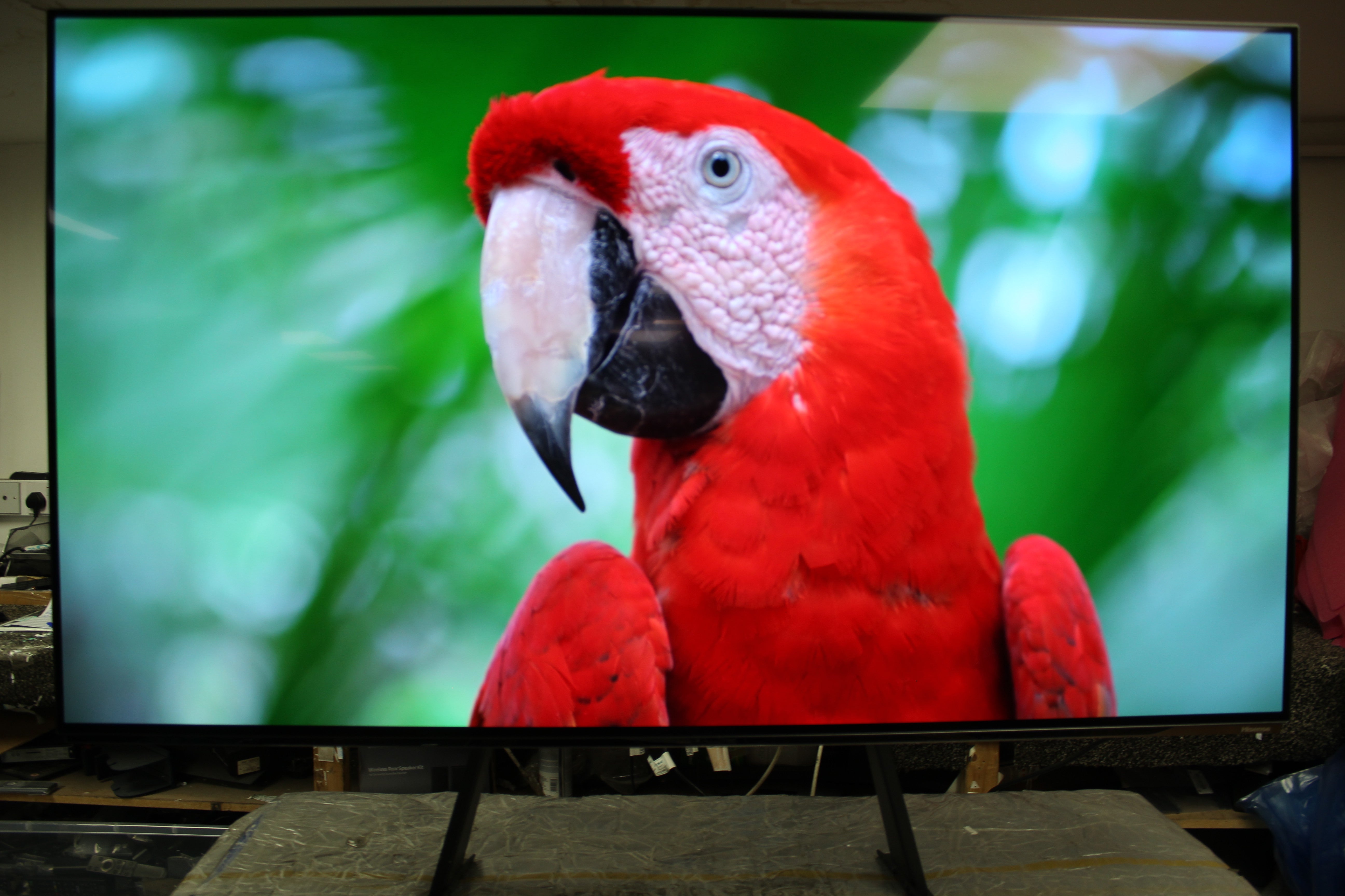 55" Hisense 55A85QTUK Premium 4K HDR Smart OLED TV