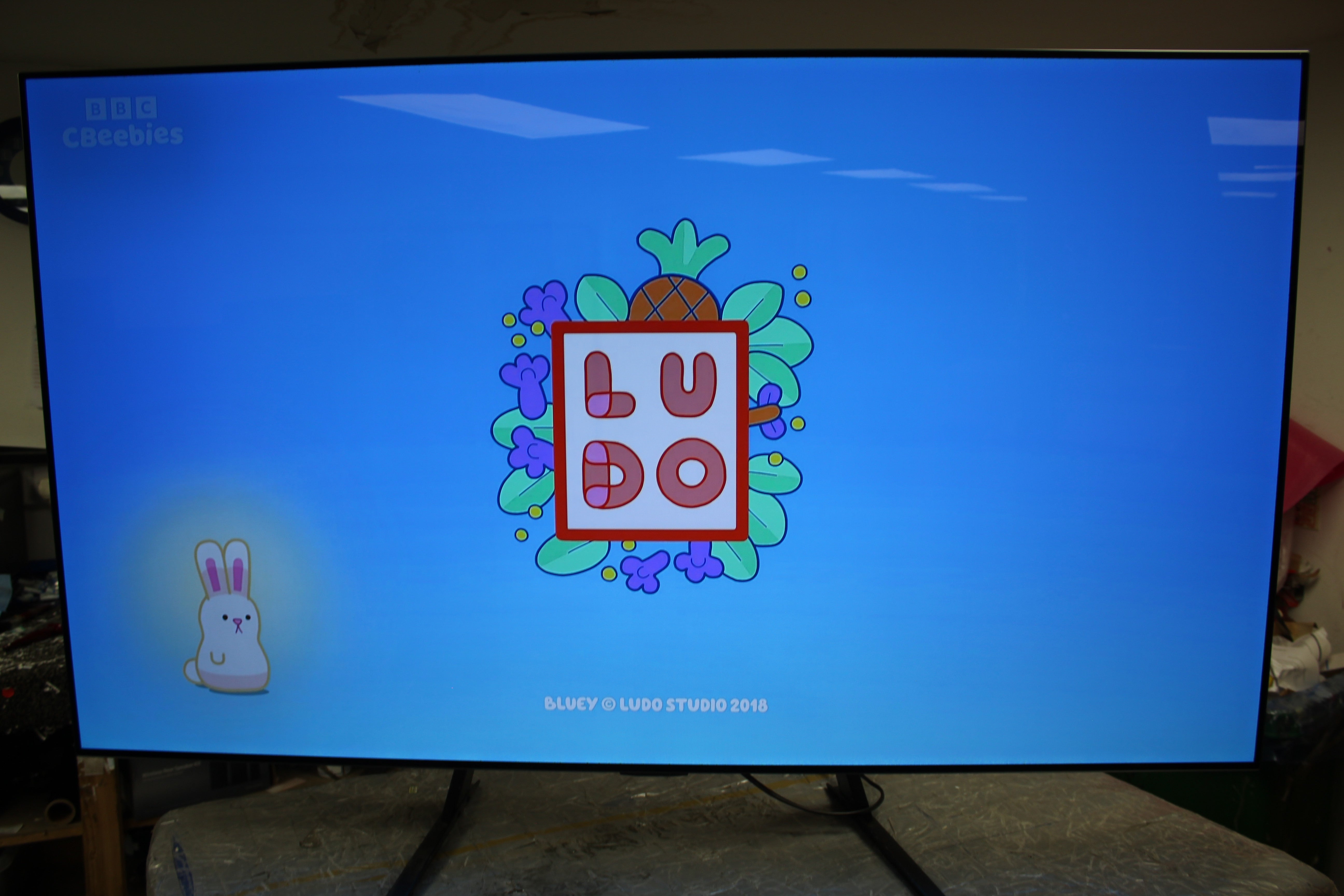65" LG OLED65G16LA 4K HDR Smart OLED TV