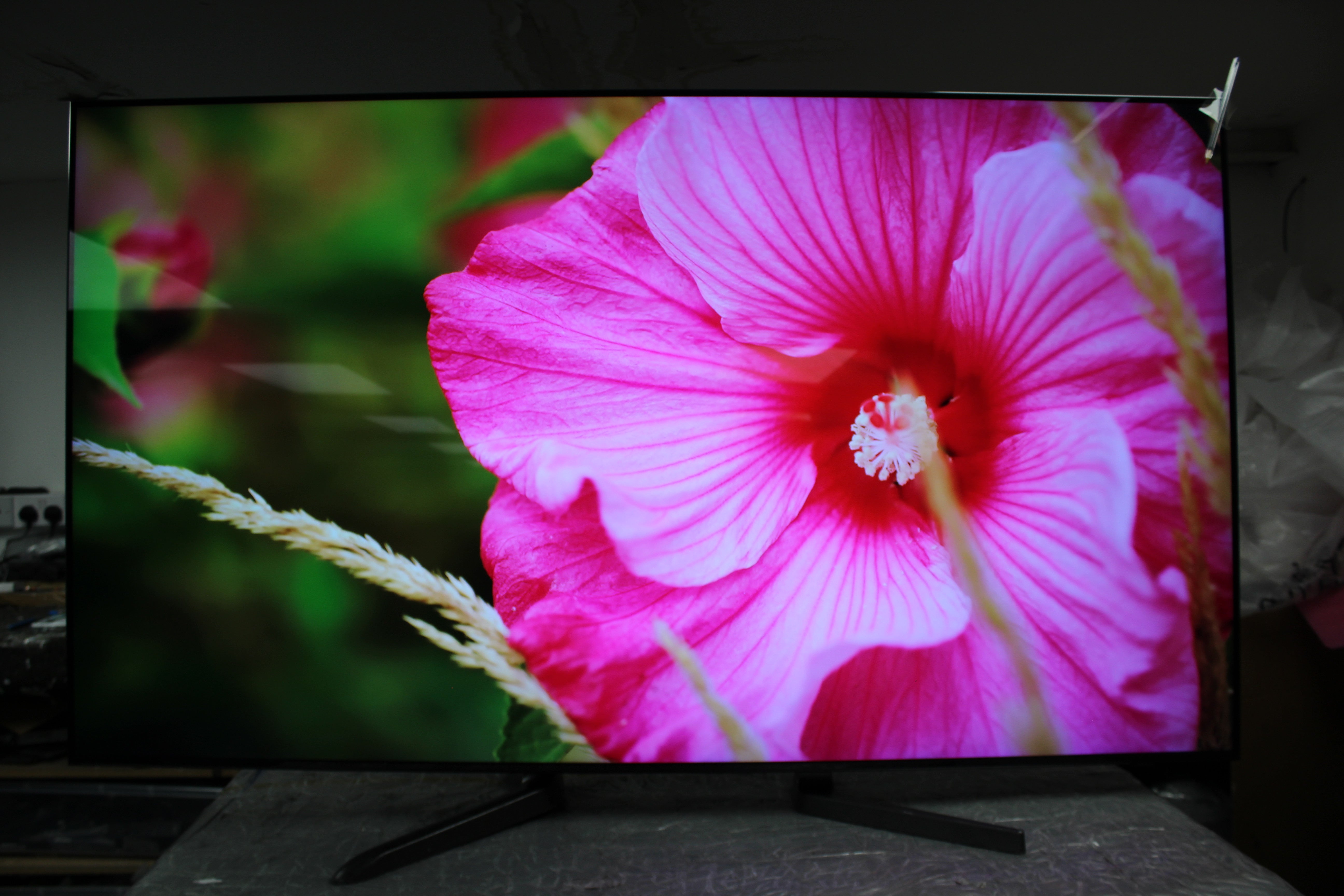 65" Samsung QE65Q700TATXXU Premium 8K HDR QLED TV